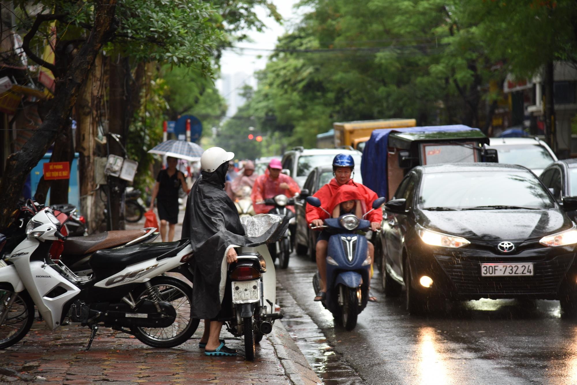 Tac duong Ha Noi anh 1