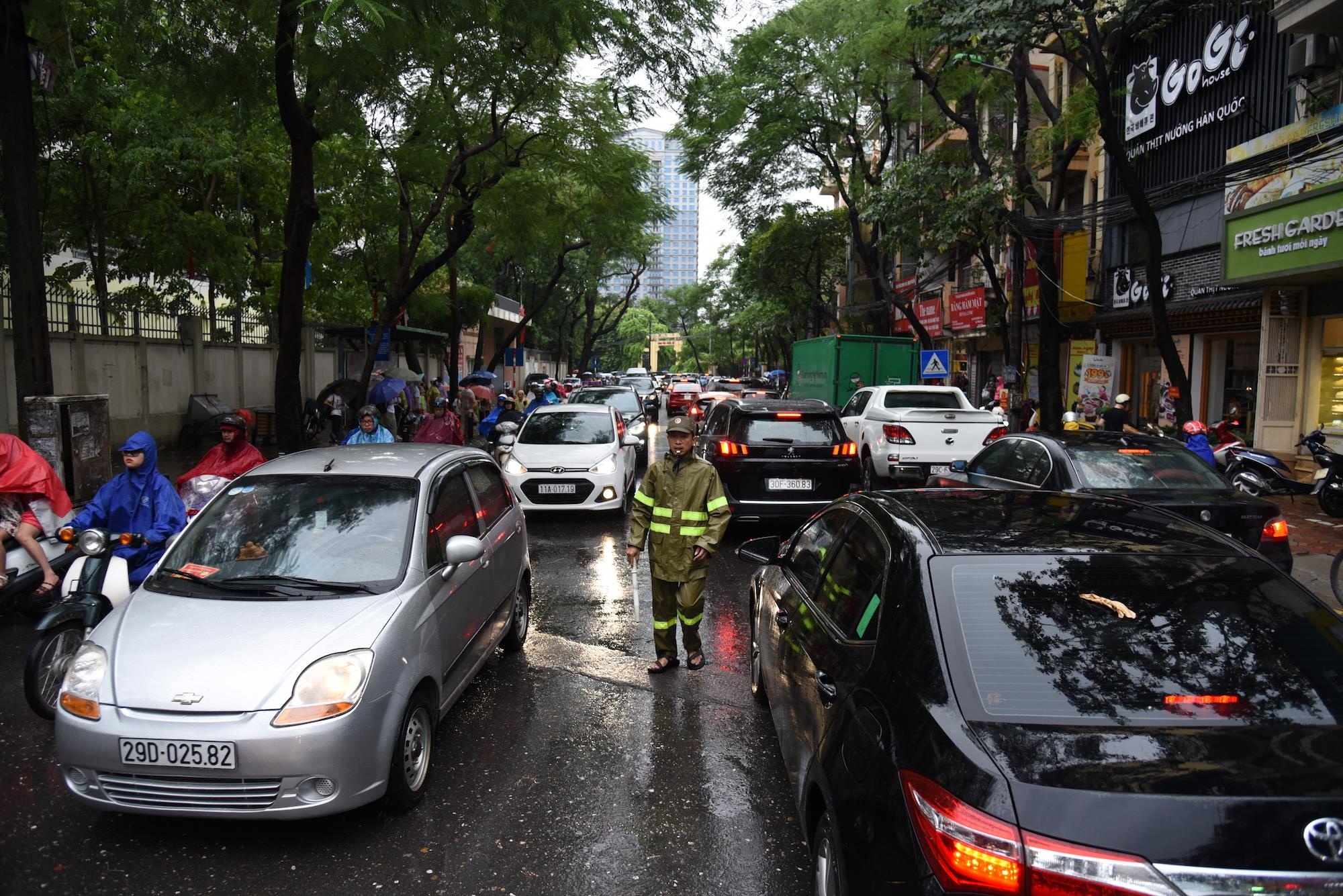 Tac duong Ha Noi anh 3