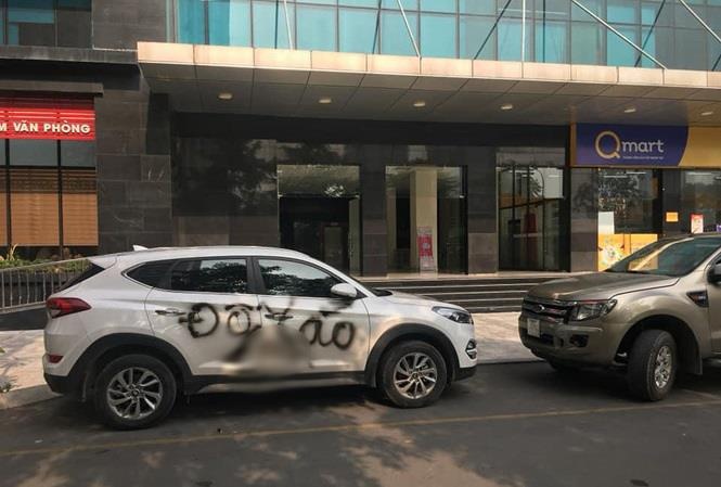 ôtô đỗ sai bị phun sơn ảnh 1 oto do sai bi phun son anh 1