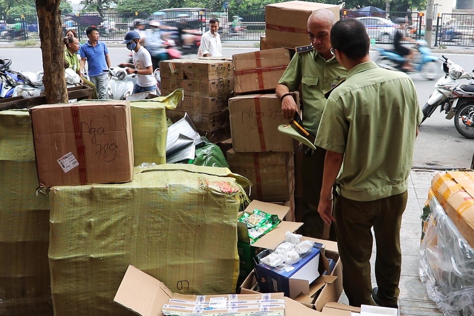 Banh keo nhap lau anh 1