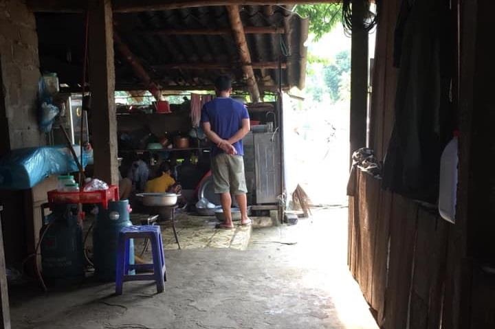 Chem ban vi tranh tra tien an sang anh 1