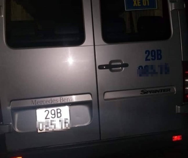 Tai xe tu vong trong xe dua don hoc sinh anh 1