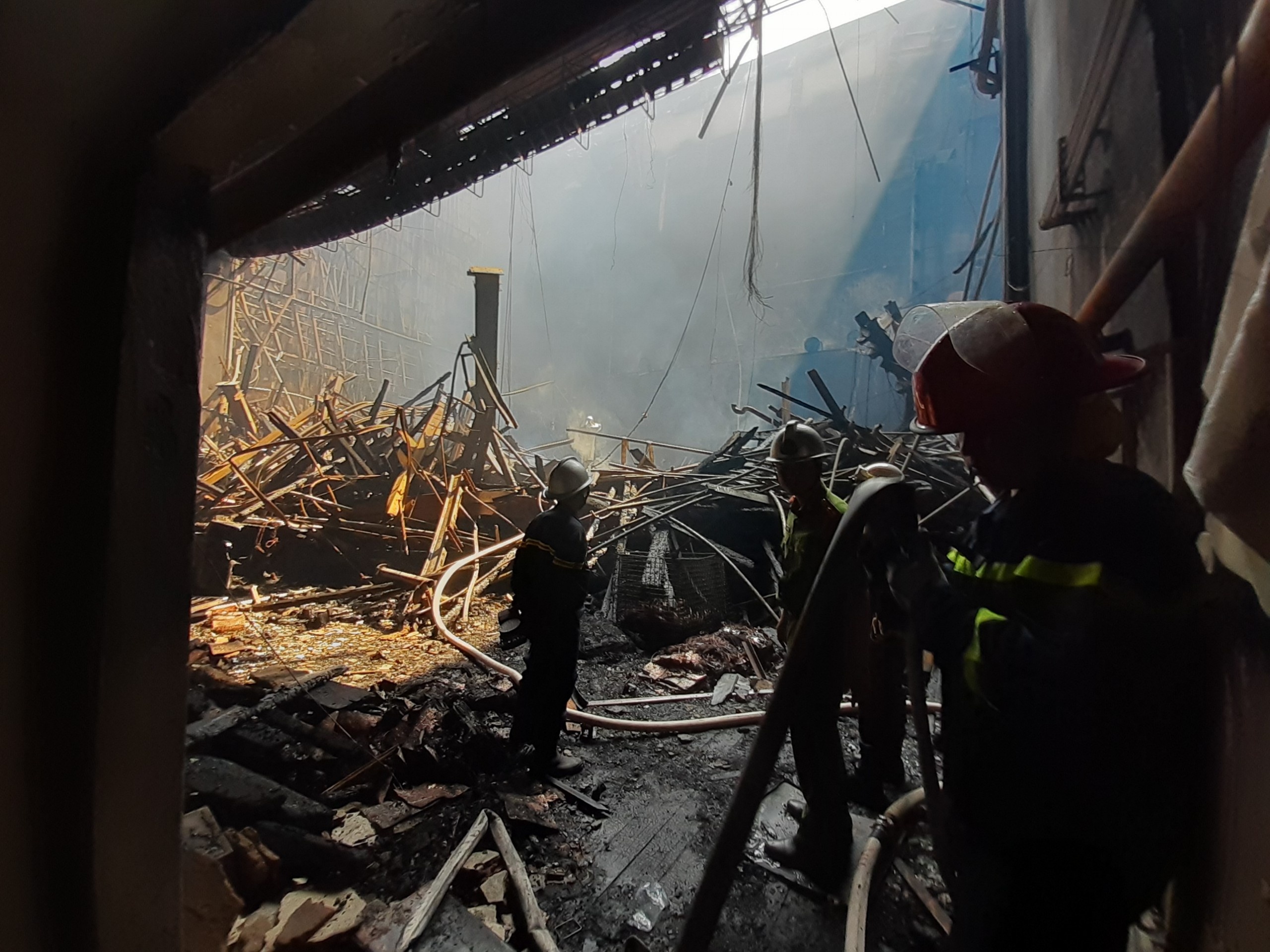 Chay cung Van hoa huu nghi Viet Xo anh 4