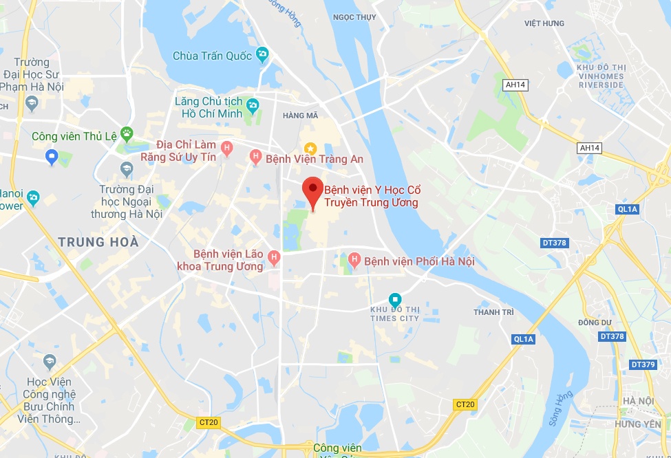 Ôtô đâm liên hoàn bà bầu nguy kịch ảnh 2 Oto dam lien hoan ba bau nguy kich anh 2