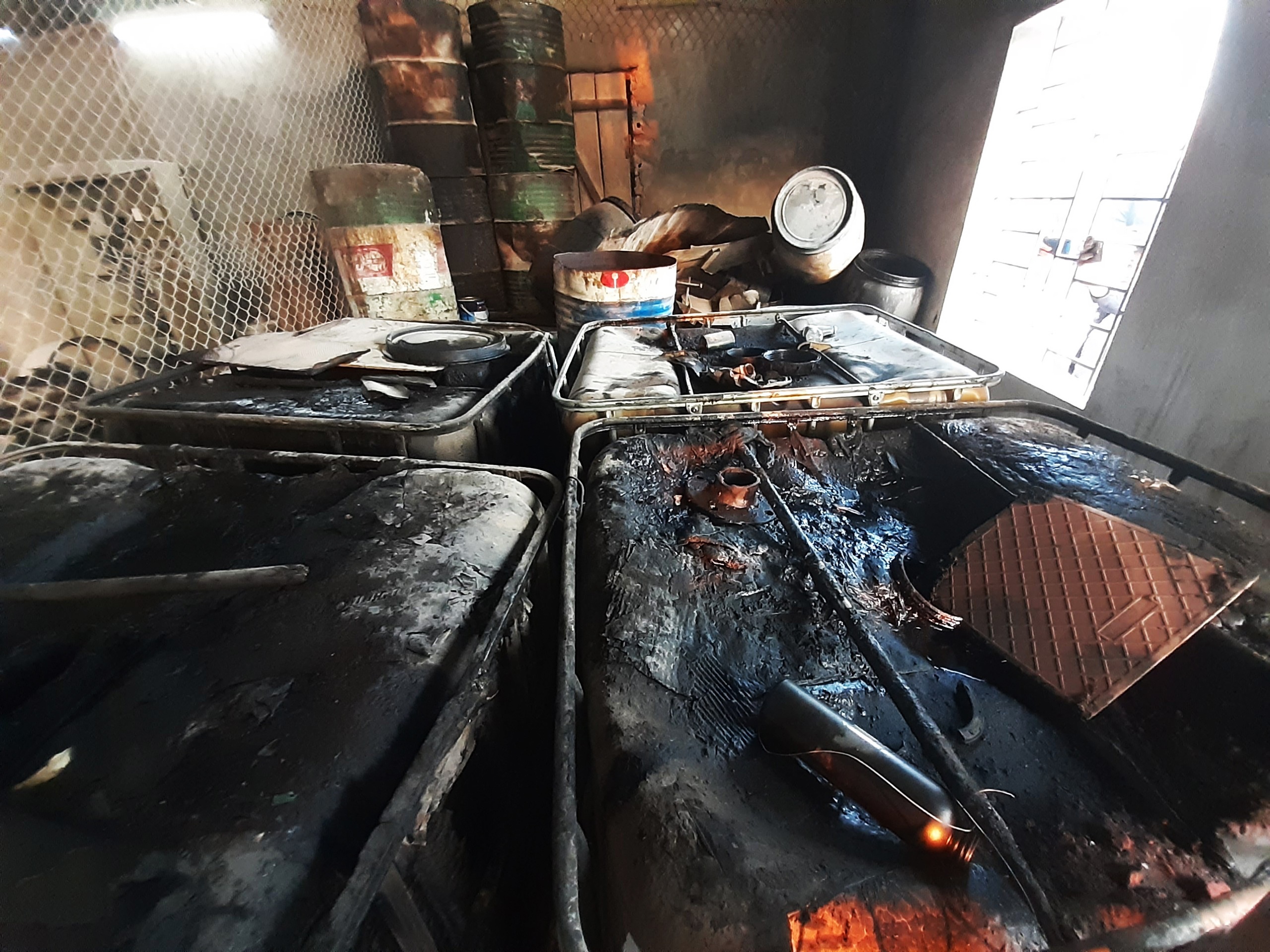 Kho chua dau thai gom su thanh ha anh 4