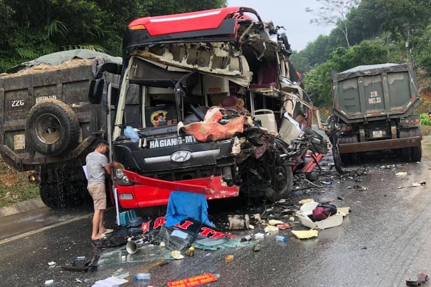 tai nan xe khach tuyen quang anh 1