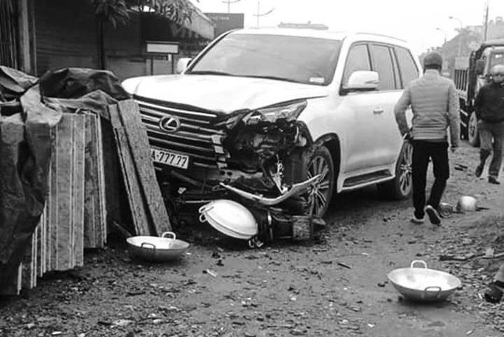 Xe Lexus bien 77777 tong chet mot phu nu hinh anh