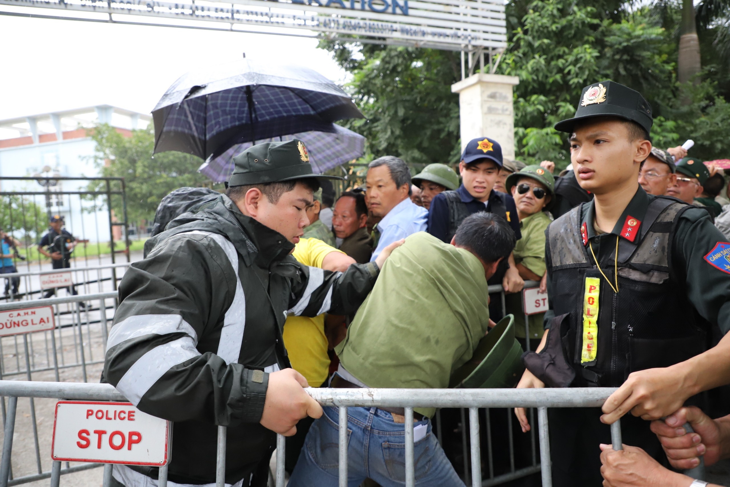 Thuong binh tranh ve anh 3