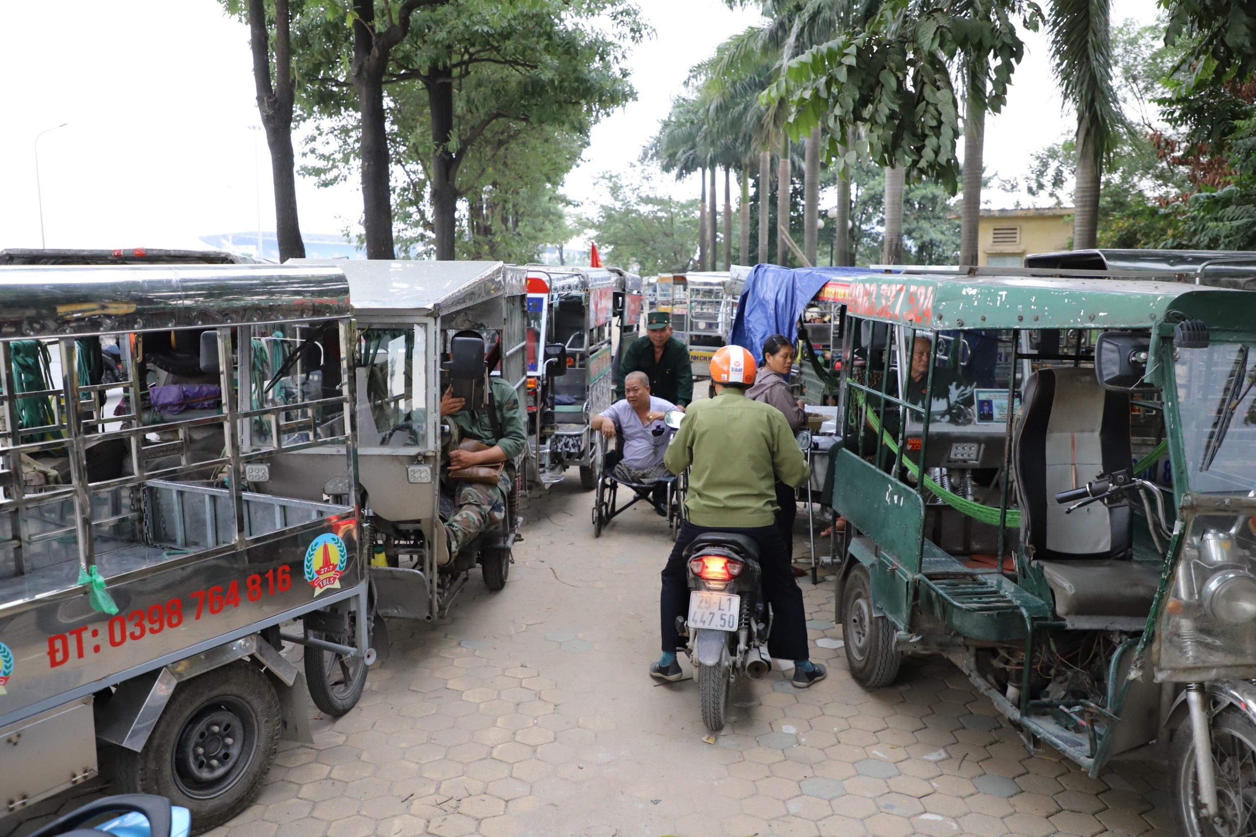 Thuong binh tranh ve anh 2