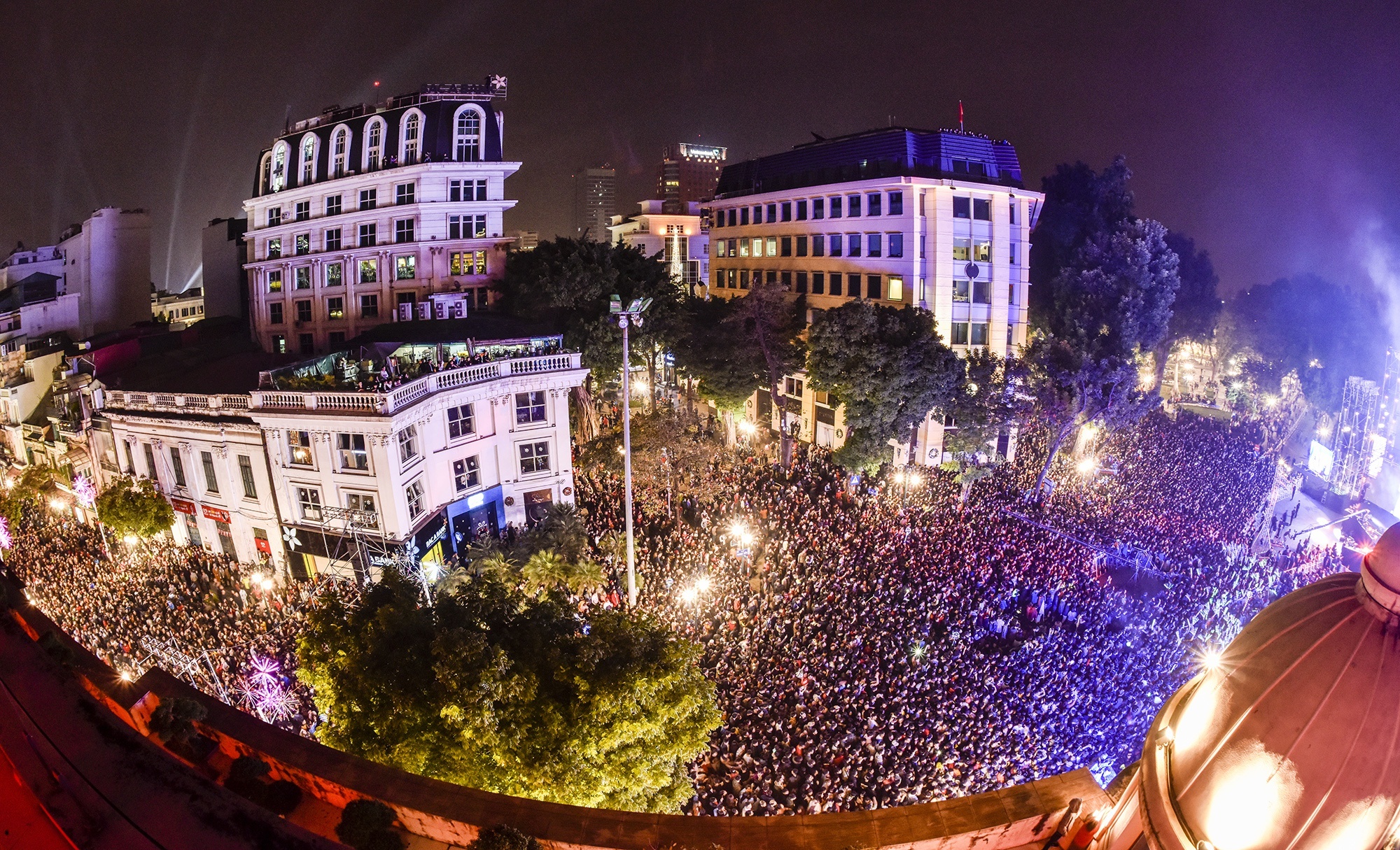 Don nam moi 2020 Hoan Kiem anh 1