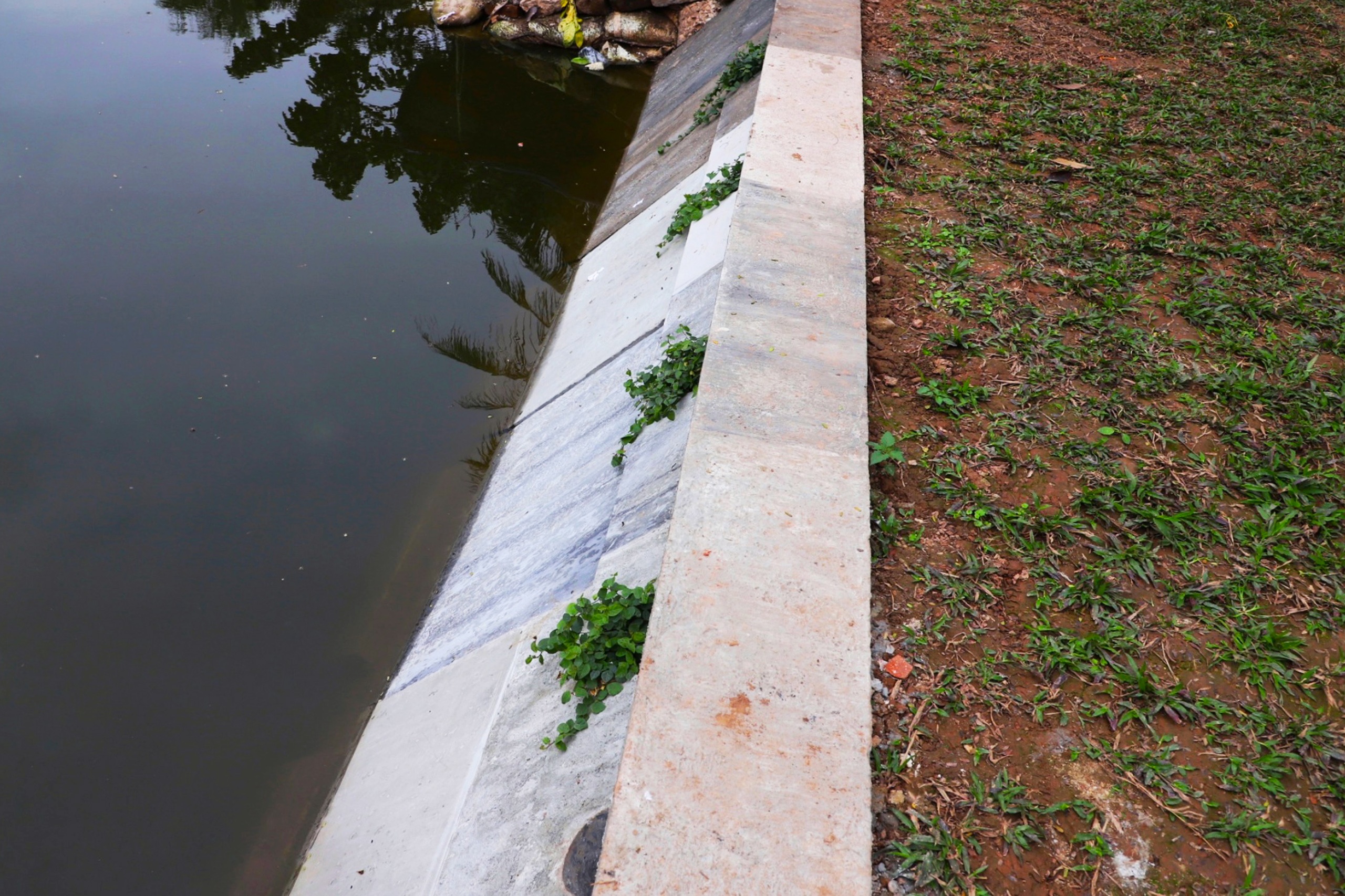 Bê tông kè hồ Gươm ảnh 9 Be tong ke ho Guom anh 9