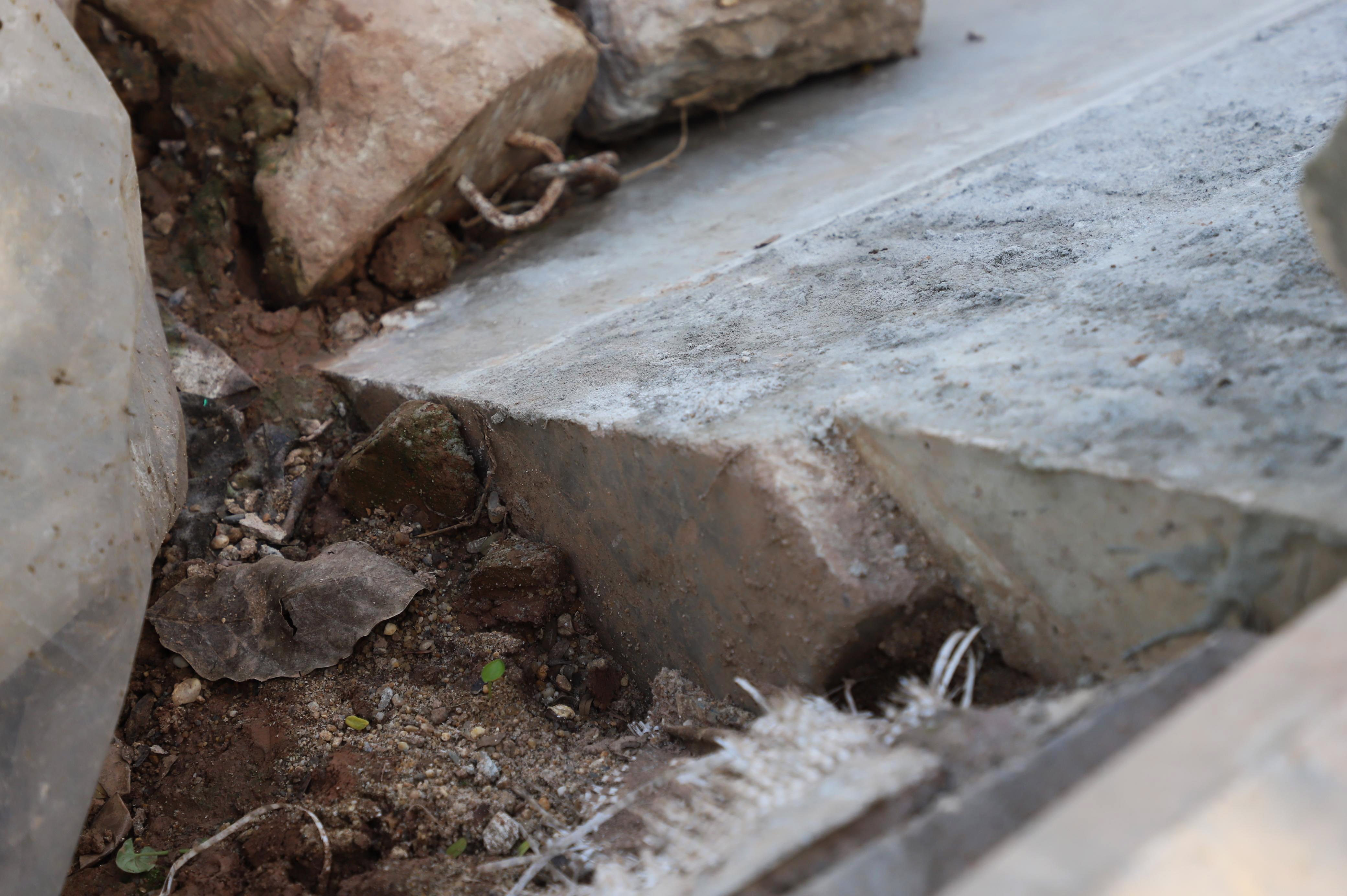 Bê tông kè hồ Gươm ảnh 4 Be tong ke ho Guom anh 4