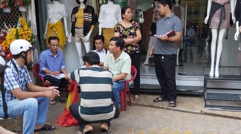 Xuc pham quoc ky anh 1