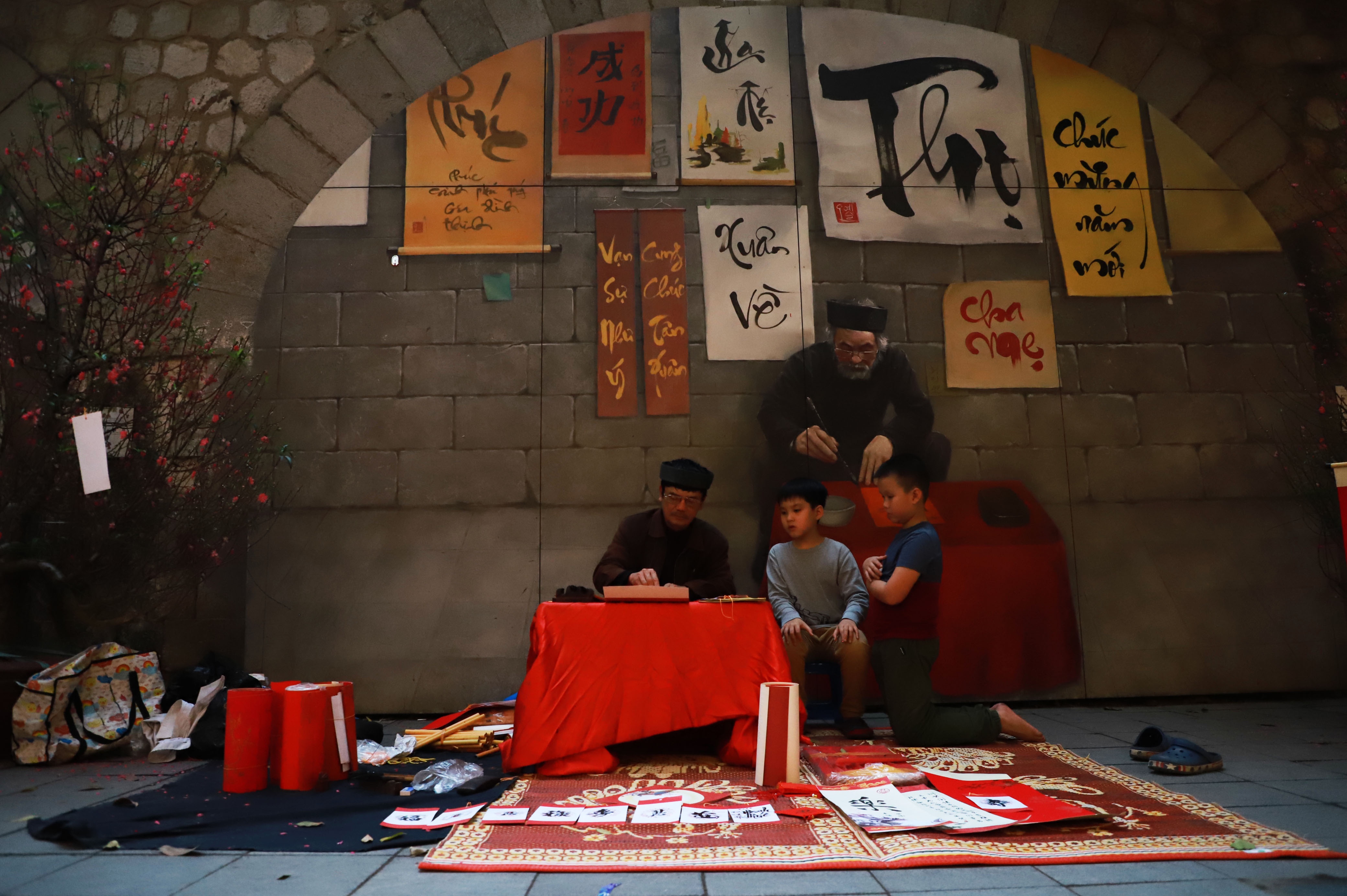 Ha Noi sang 30 Tet anh 9