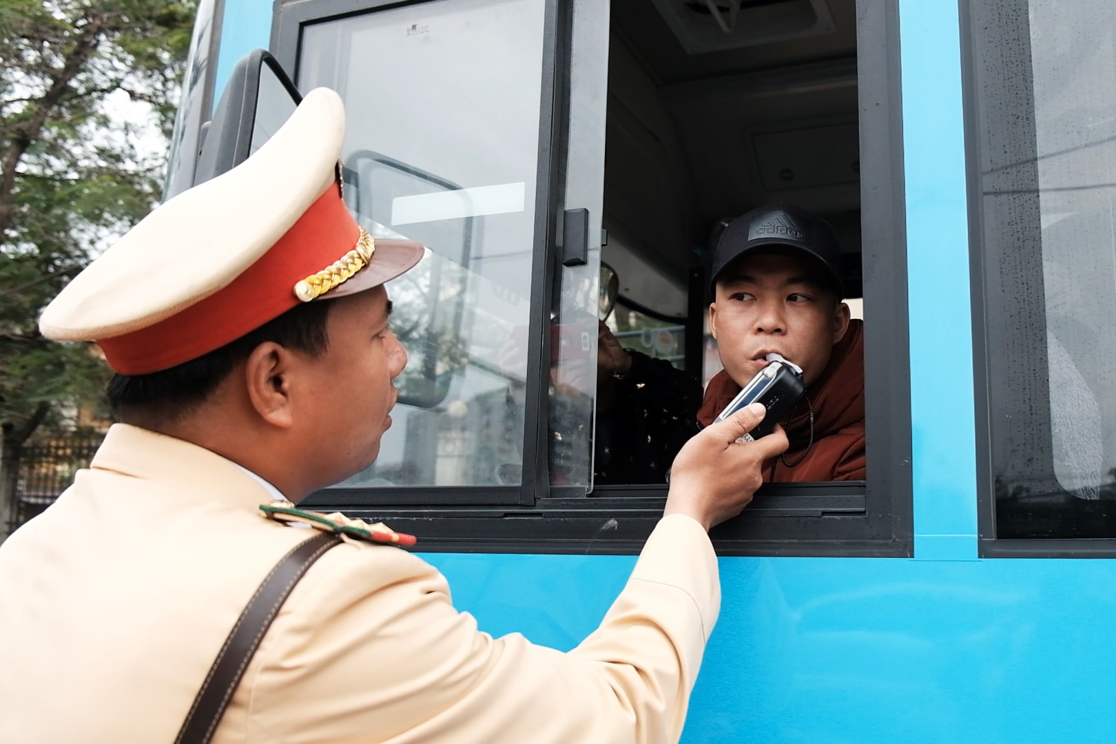 Tai xe vi pham nong do con anh 2