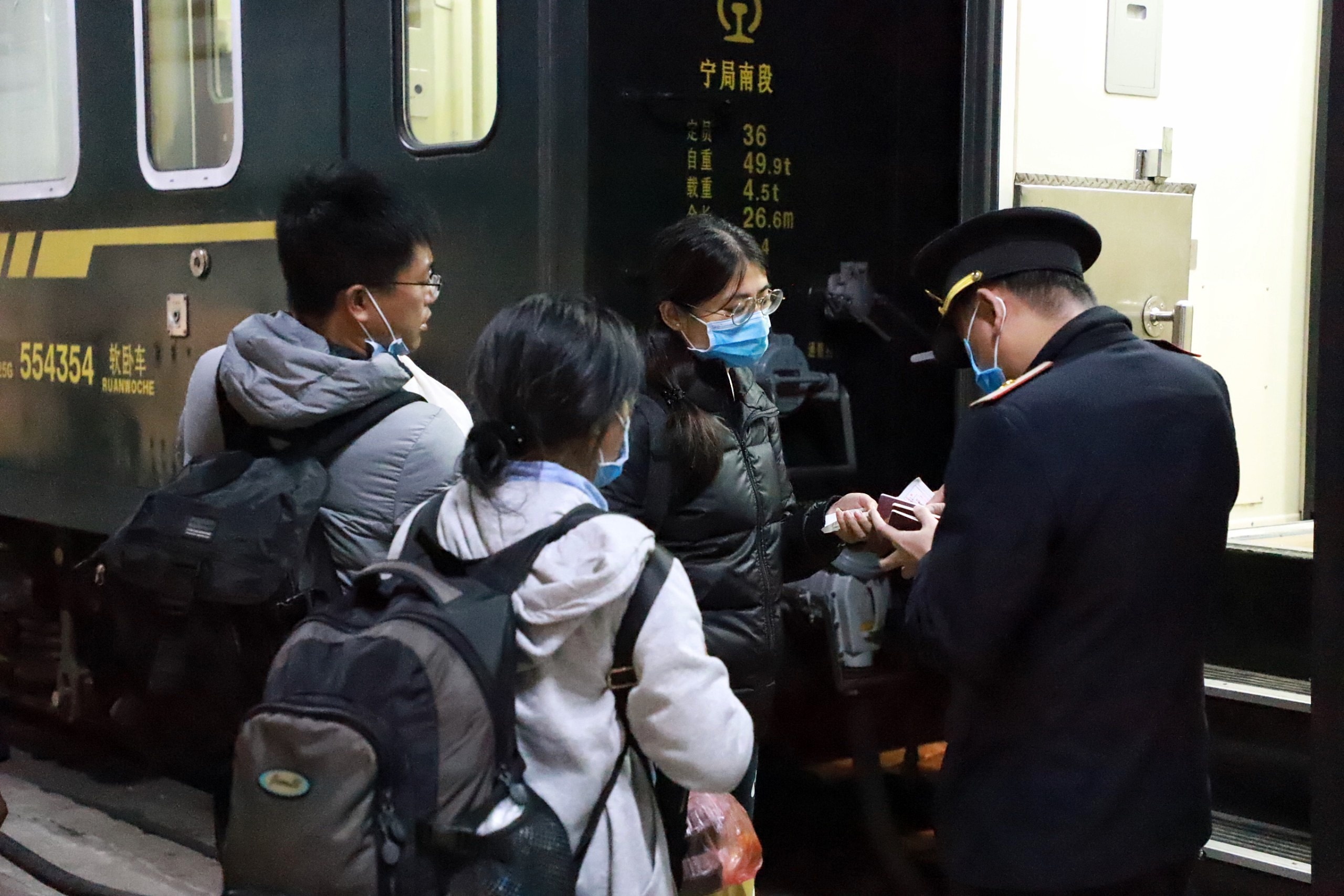 Dich benh do virus corona anh 2