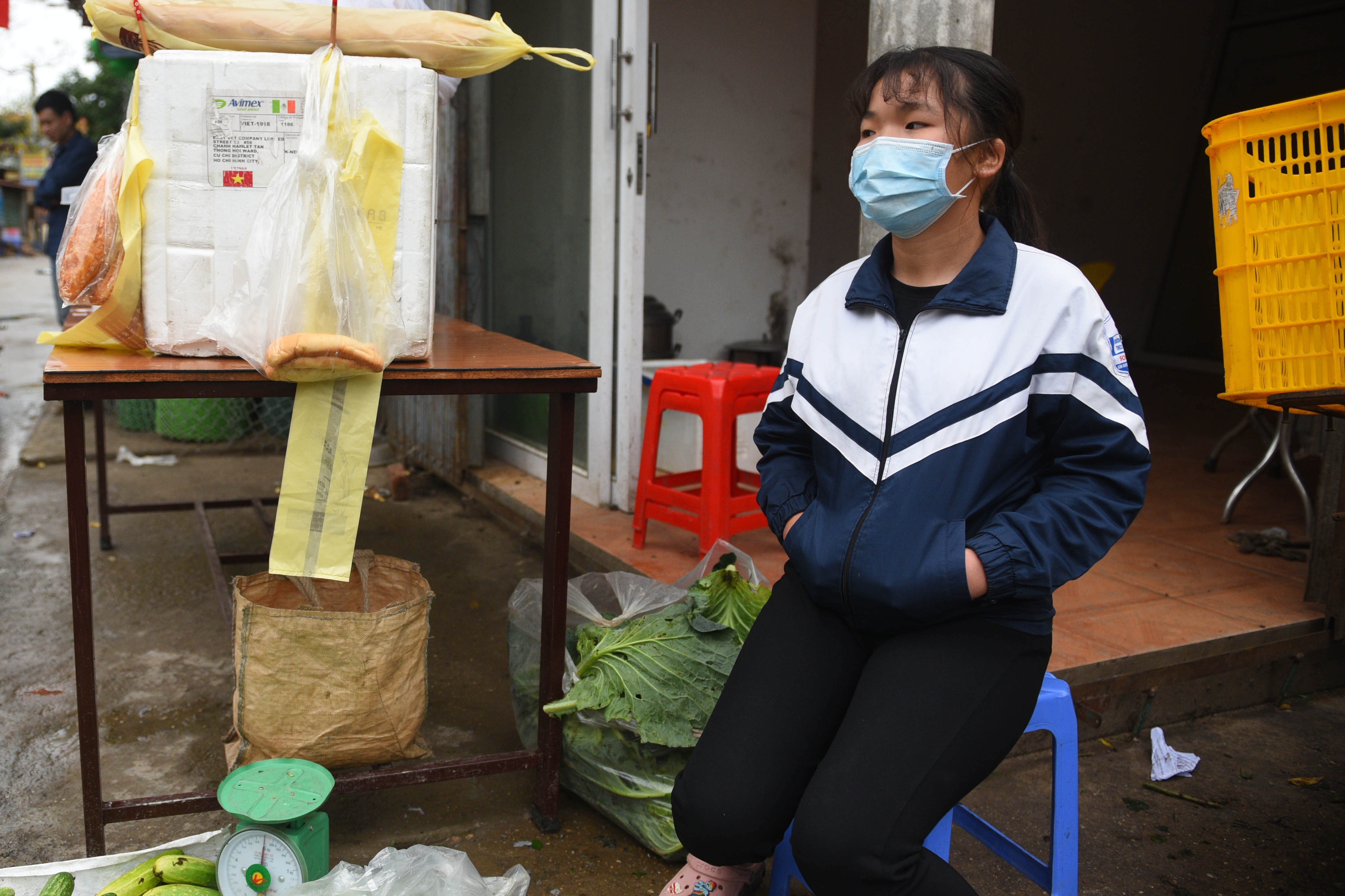 Nguoi Son Loi chua nguoi noi lo sau cach ly hinh anh