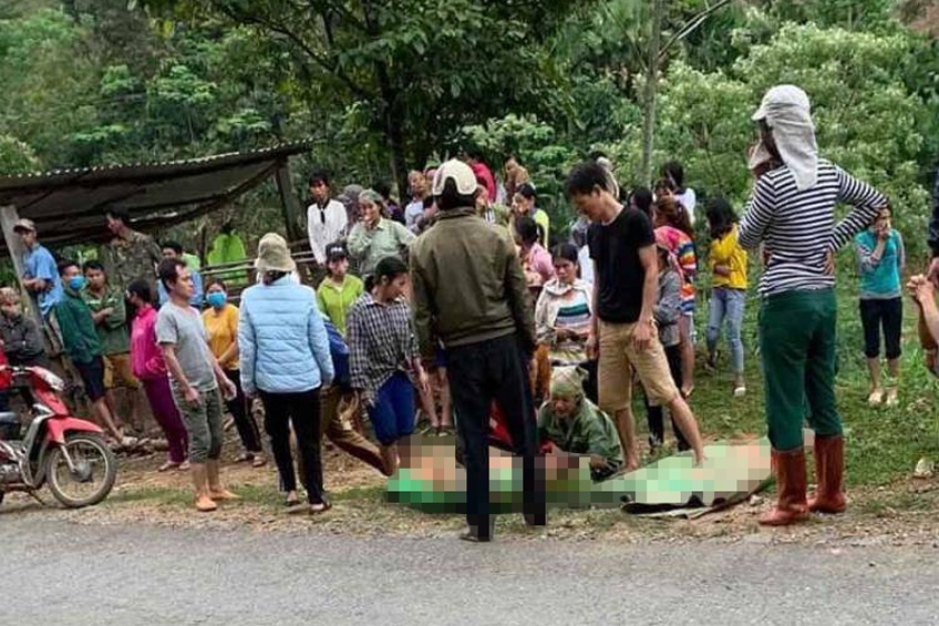 Cong nong tu che roi xuong vuc, 2 nguoi chet hinh anh