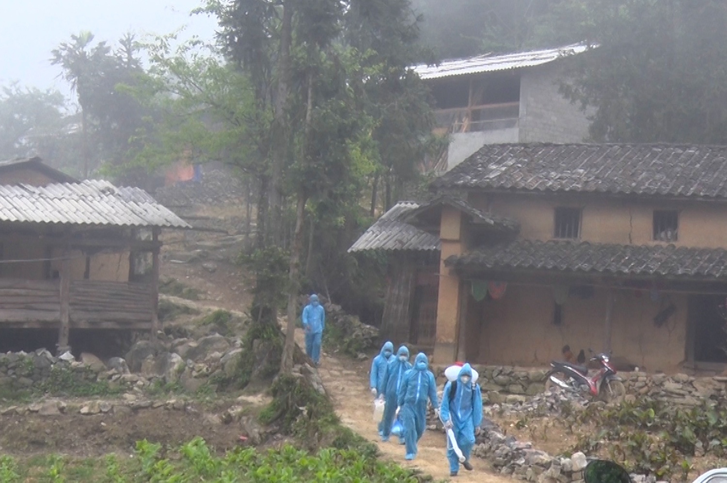 8 ca nghi nhiem Covid19 Ha Giang anh 1