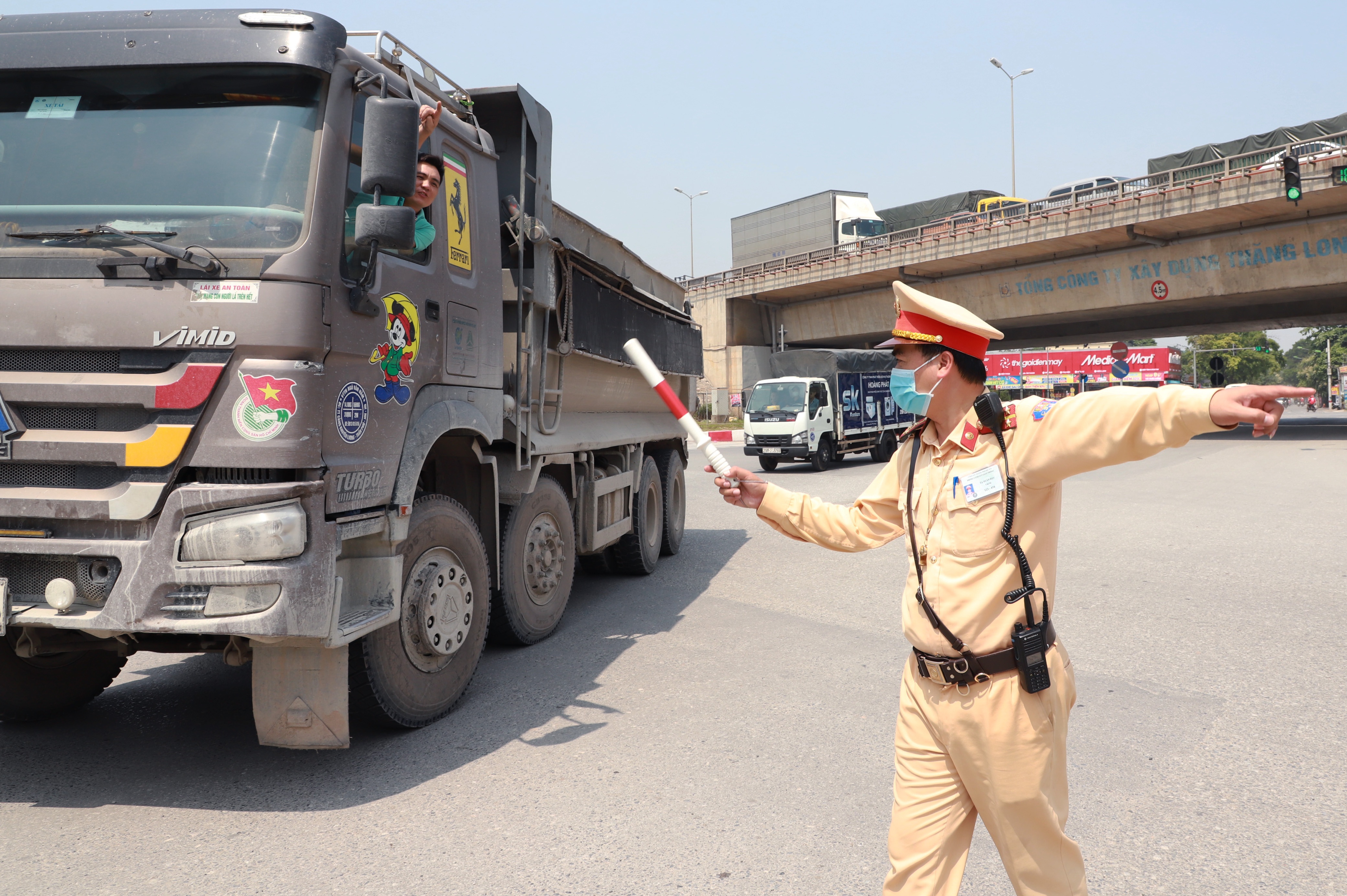 Tac cau Thanh Tri anh 8