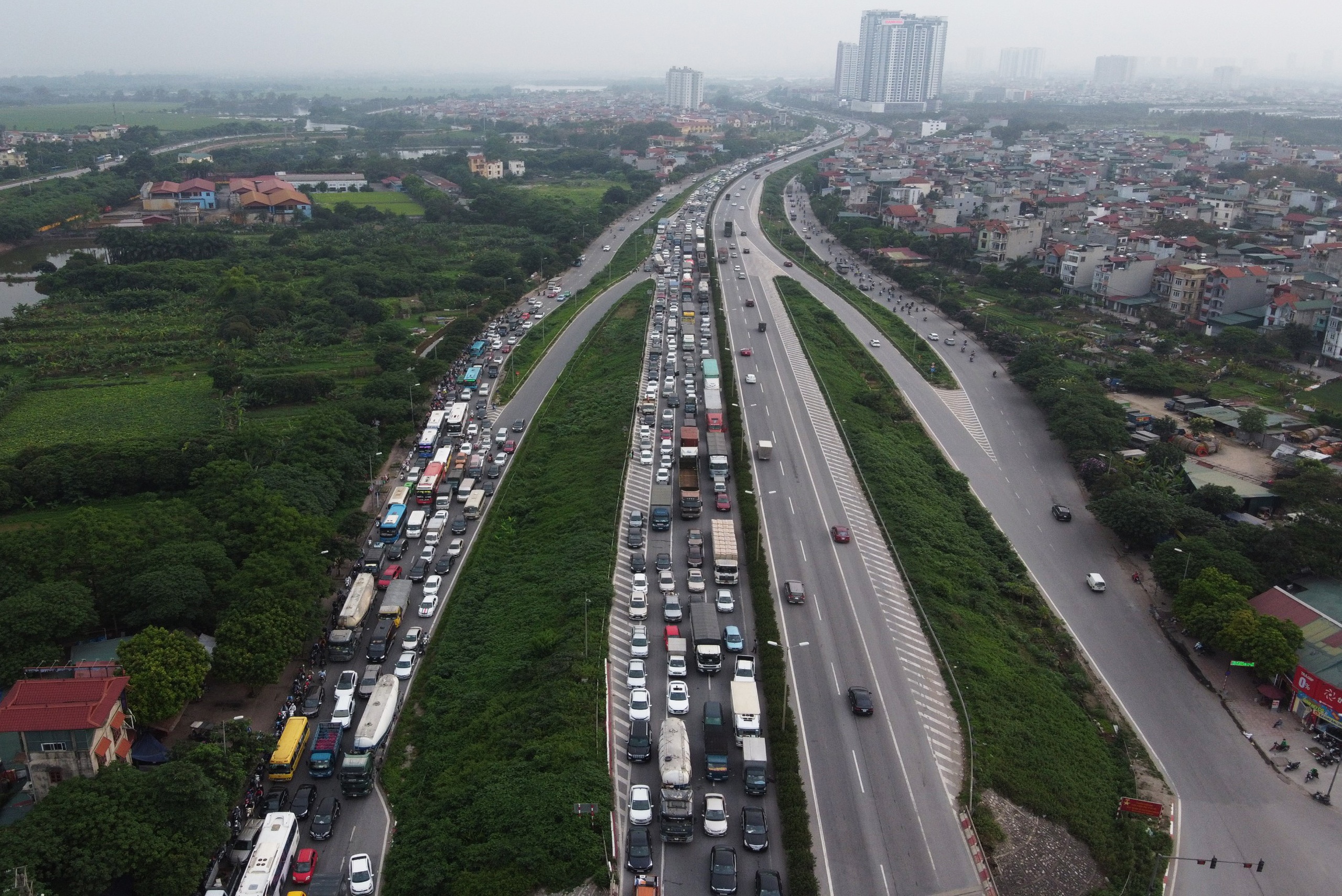 Tac duong vanh dai 3 anh 2