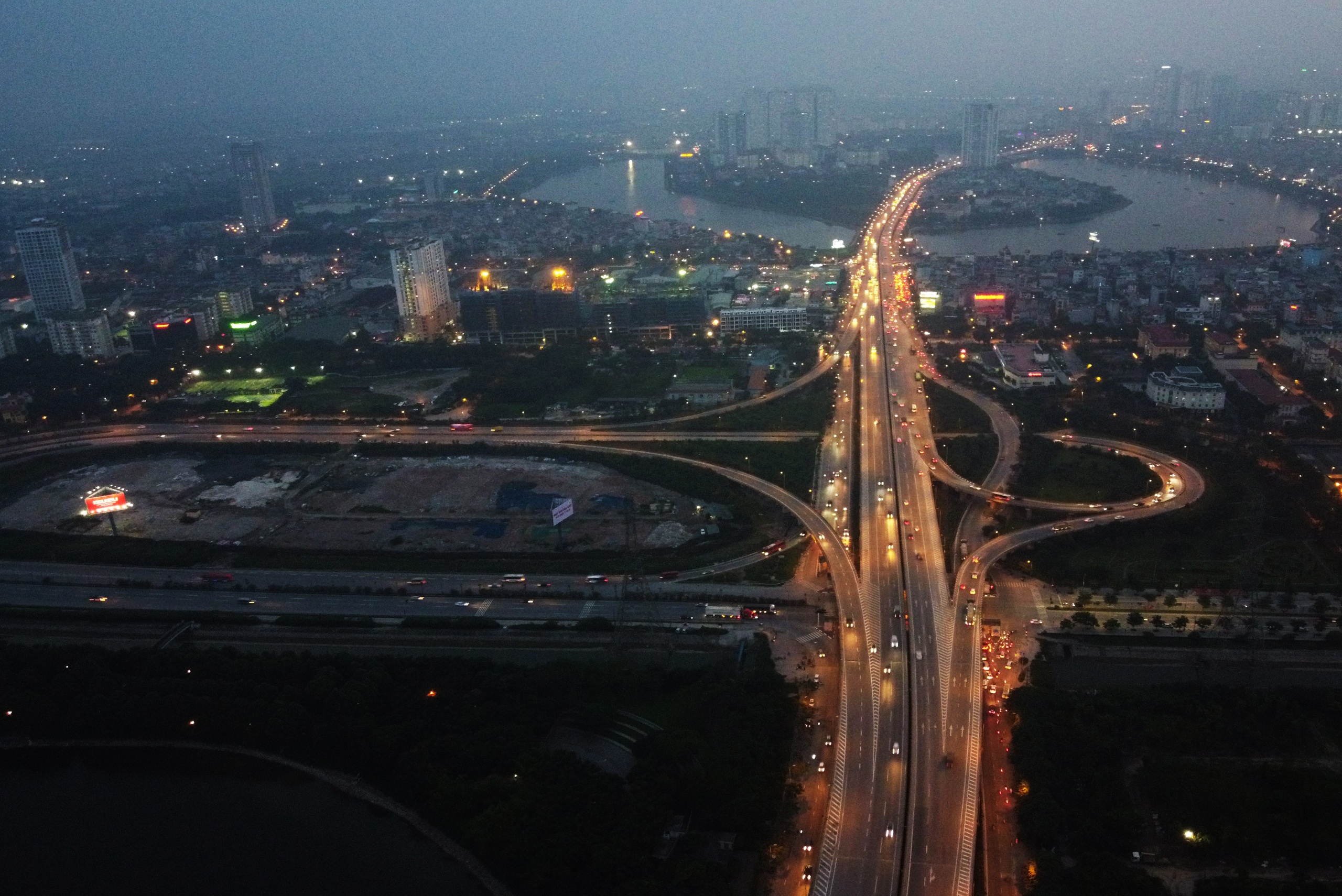 Tac duong vanh dai 3 anh 9