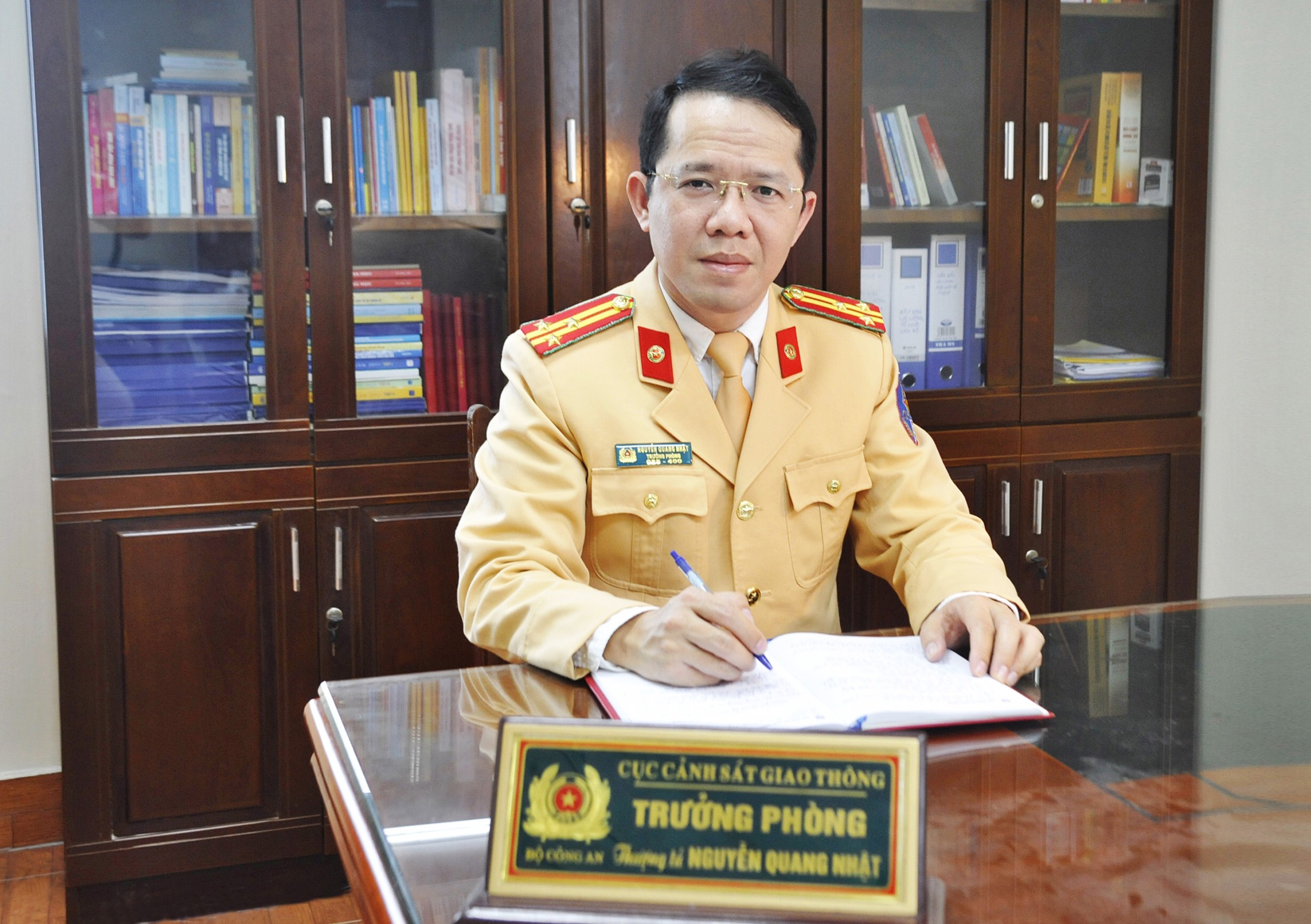 Tong kiem soat phuong tien toan quoc anh 2