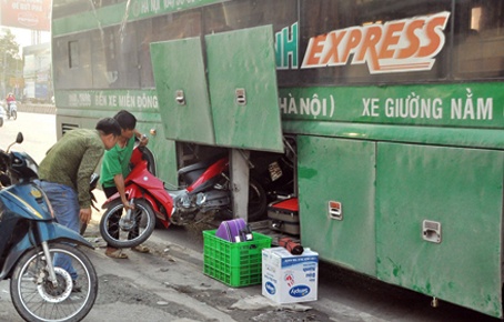 Vi sao xe giuong nam boc chay anh 2