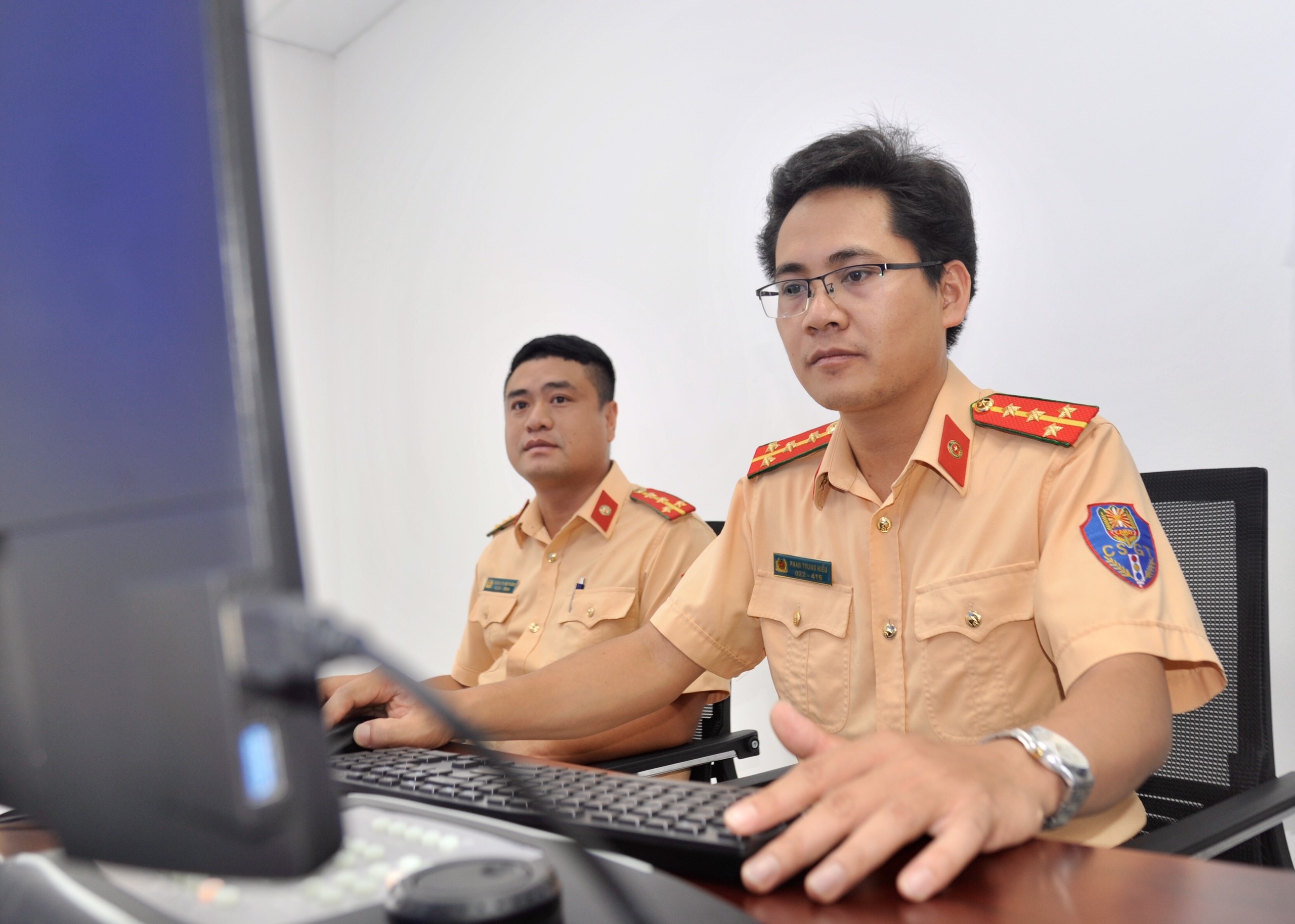 CSGT xu phat hinh anh mang xa hoi anh 3