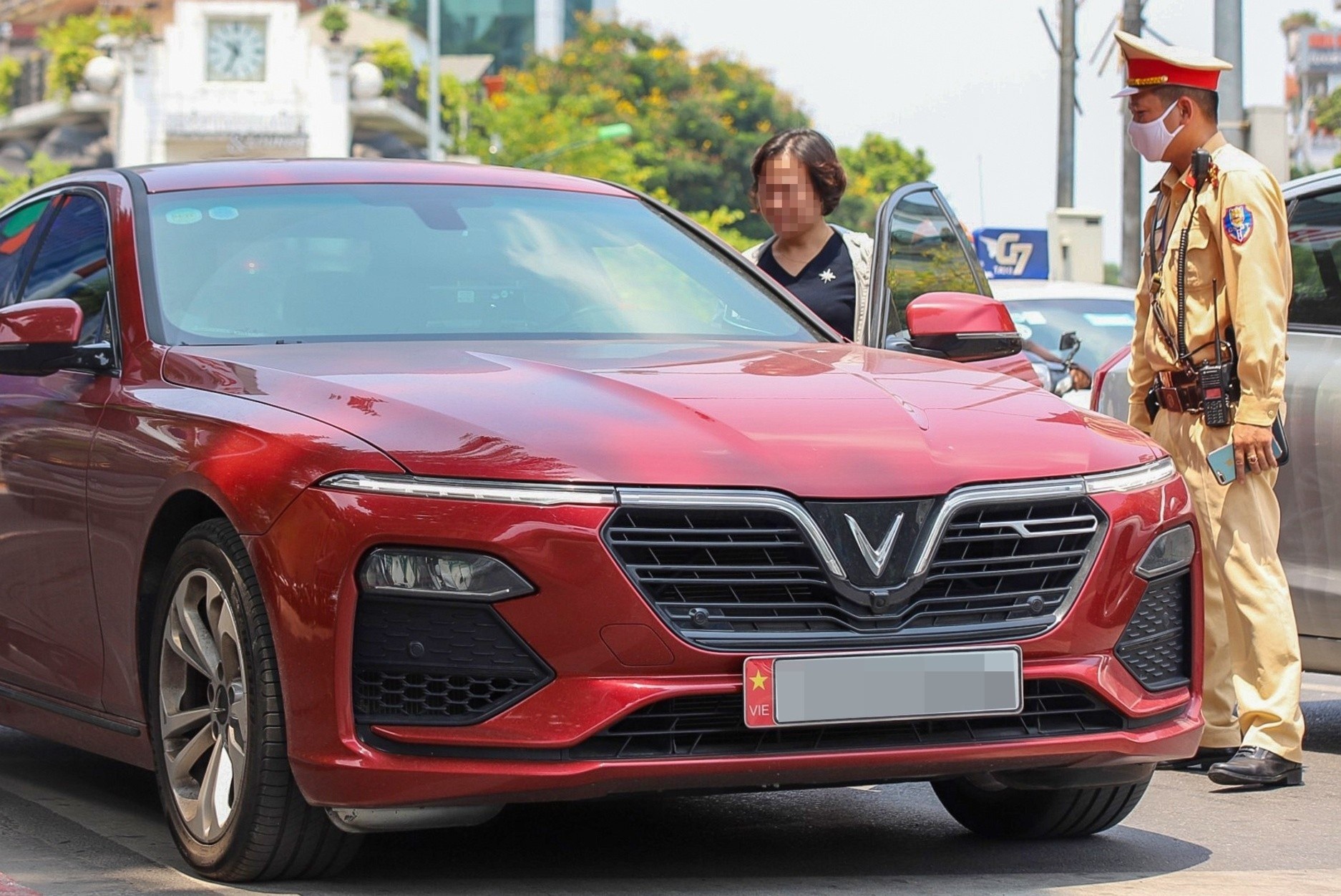 Quy trinh xu phat nguoi vi pham qua camera cua CSGT hinh anh