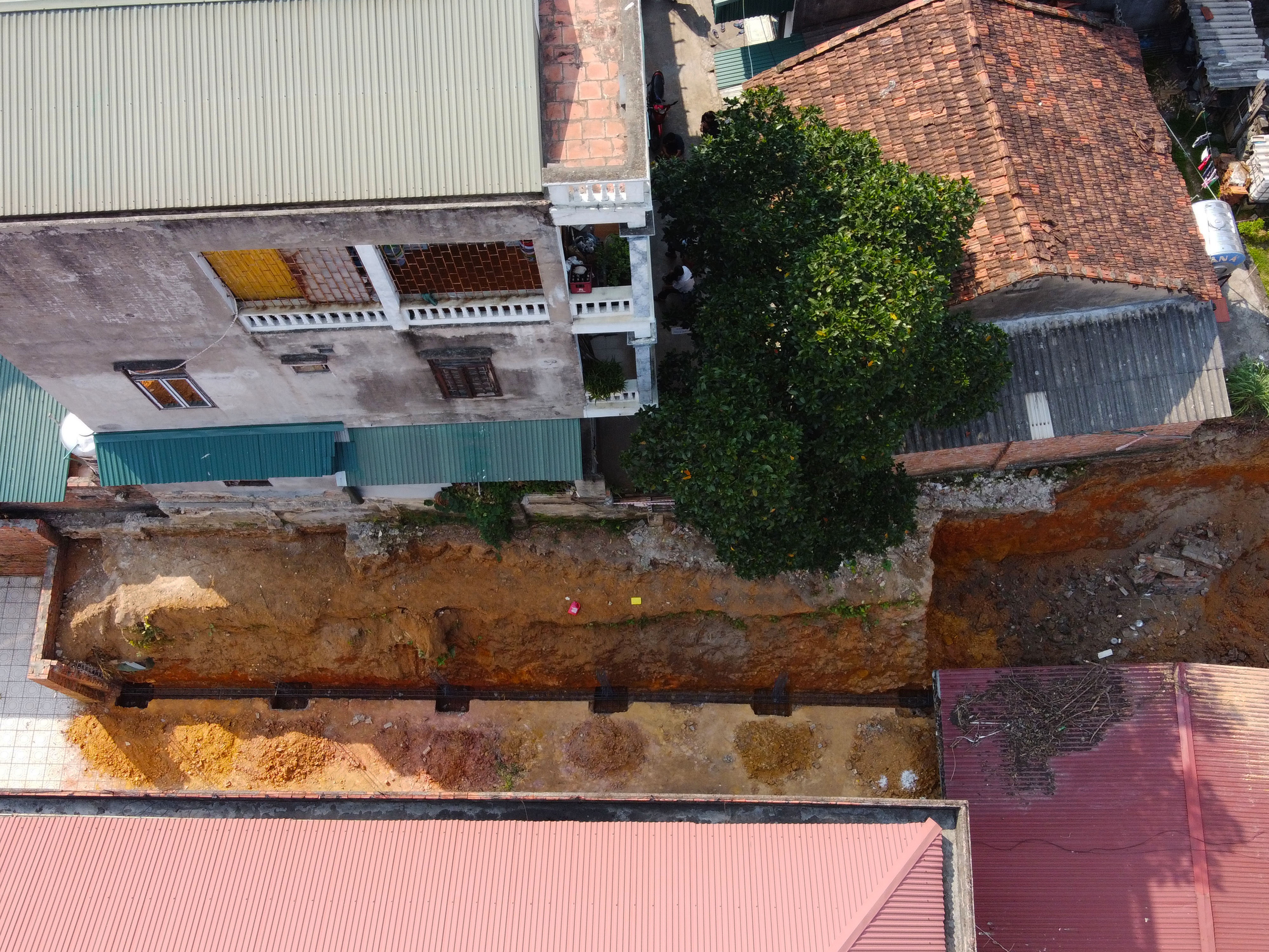 Nhan chung ke luc sap taluy lam 4 nguoi chet hinh anh