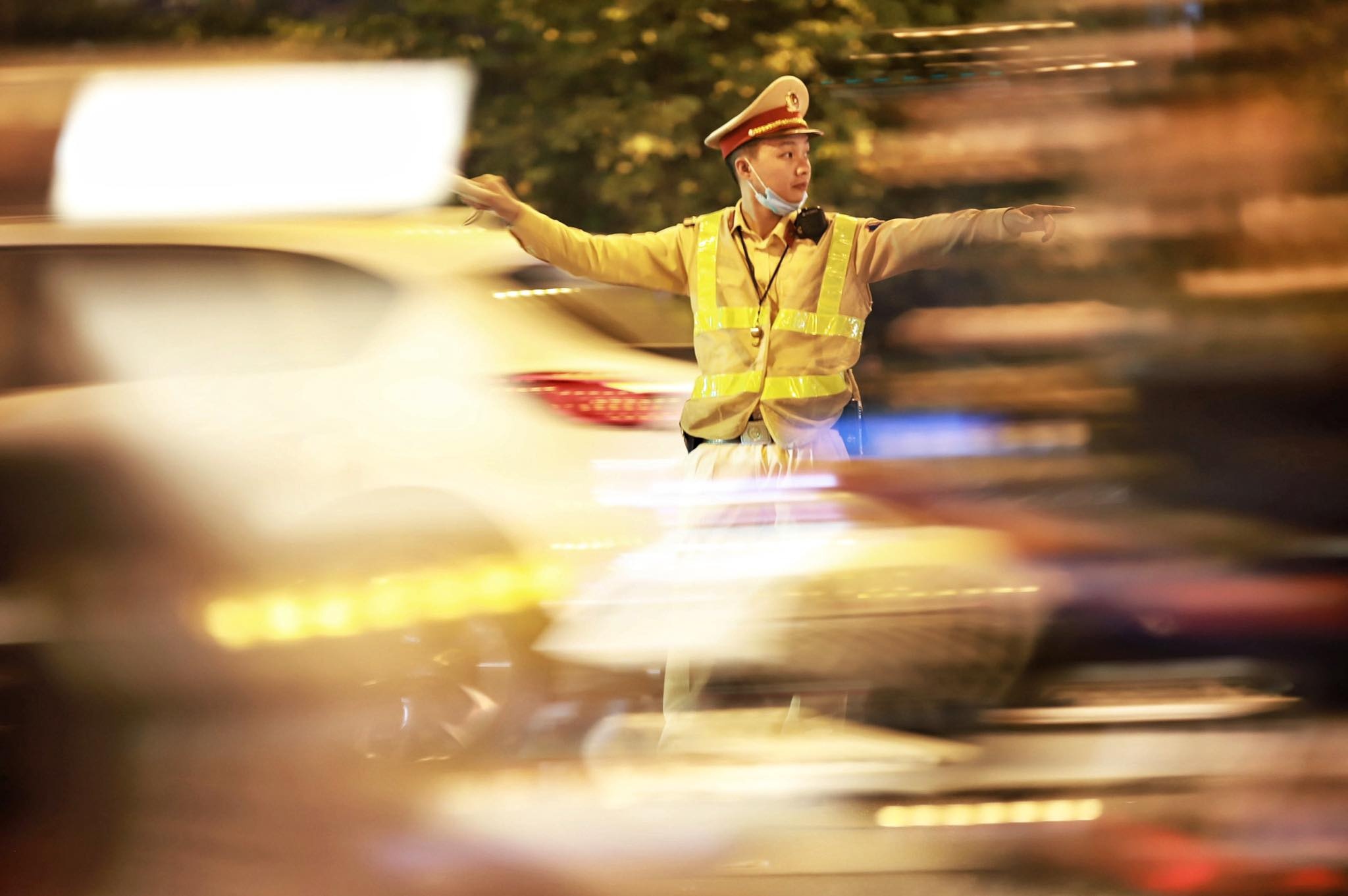 Tac duong Nga Tu So anh 11