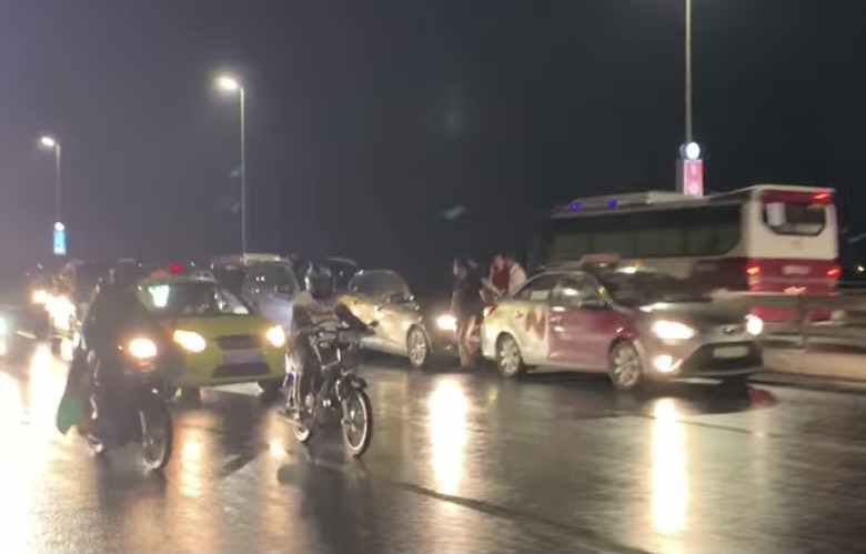 Tai nan cau Nhat Tan anh 1