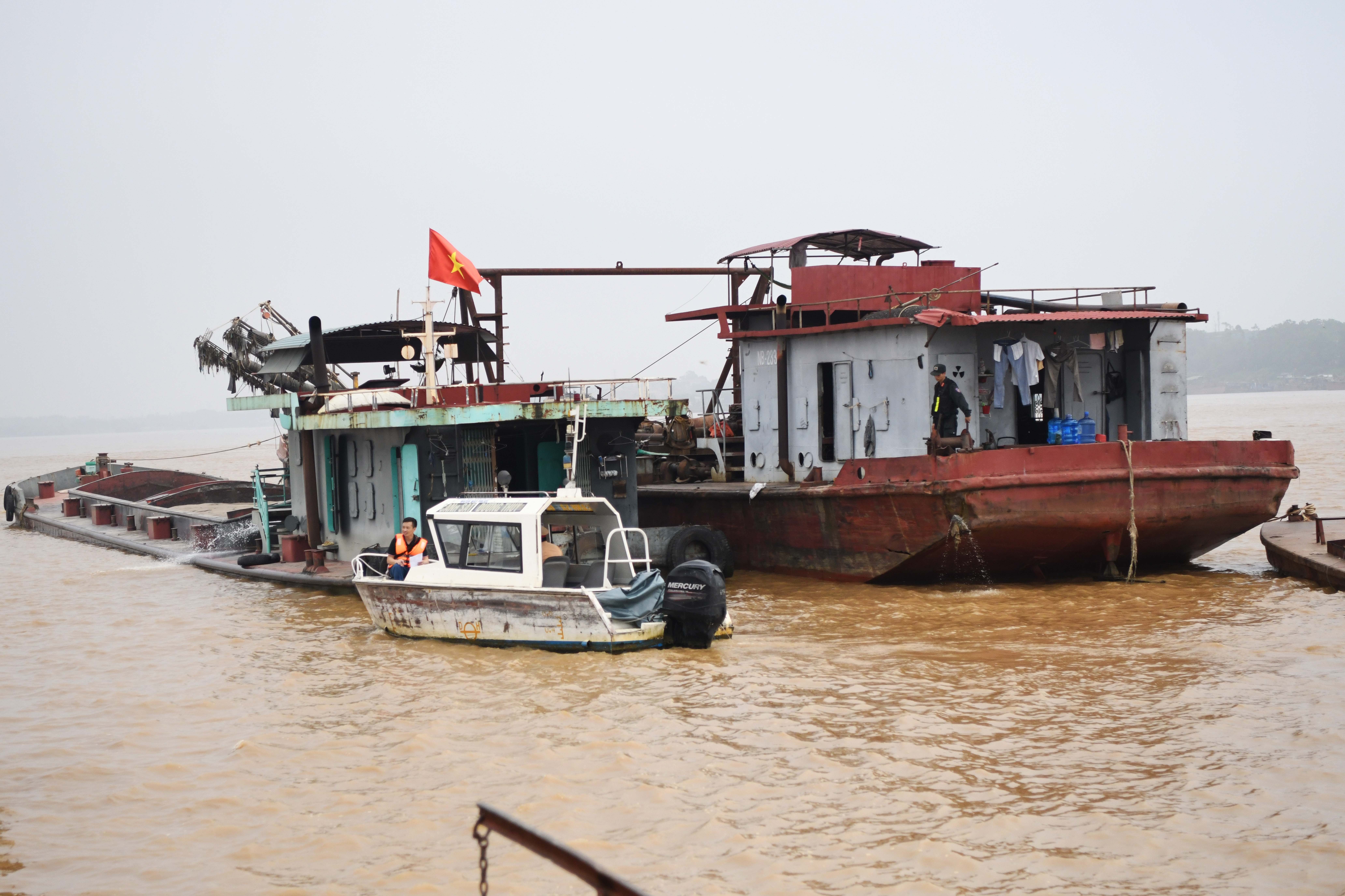 Thu giu nua trieu m3 cat hinh anh