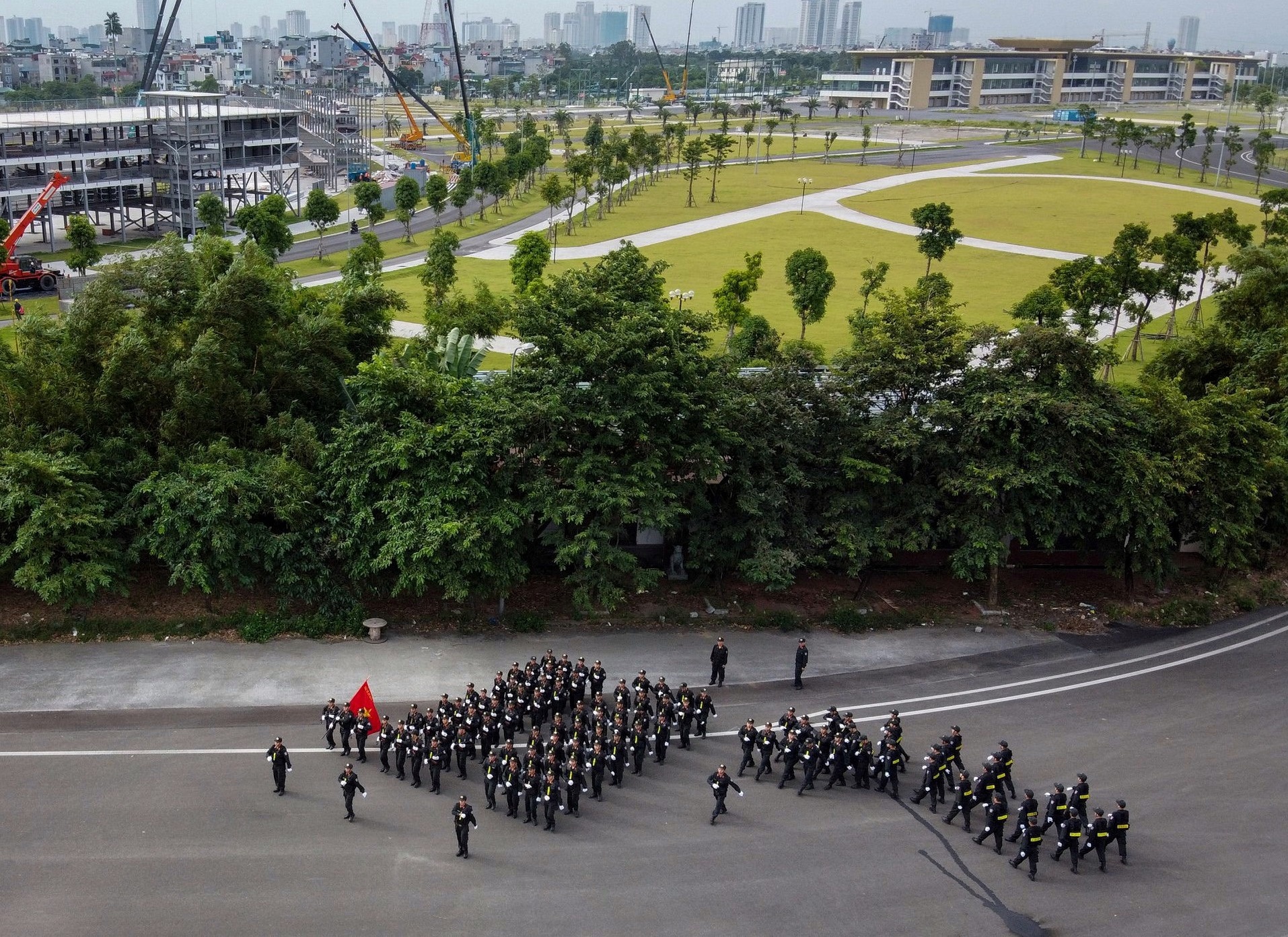 Canh sat dac nhiem Ha Noi anh 2