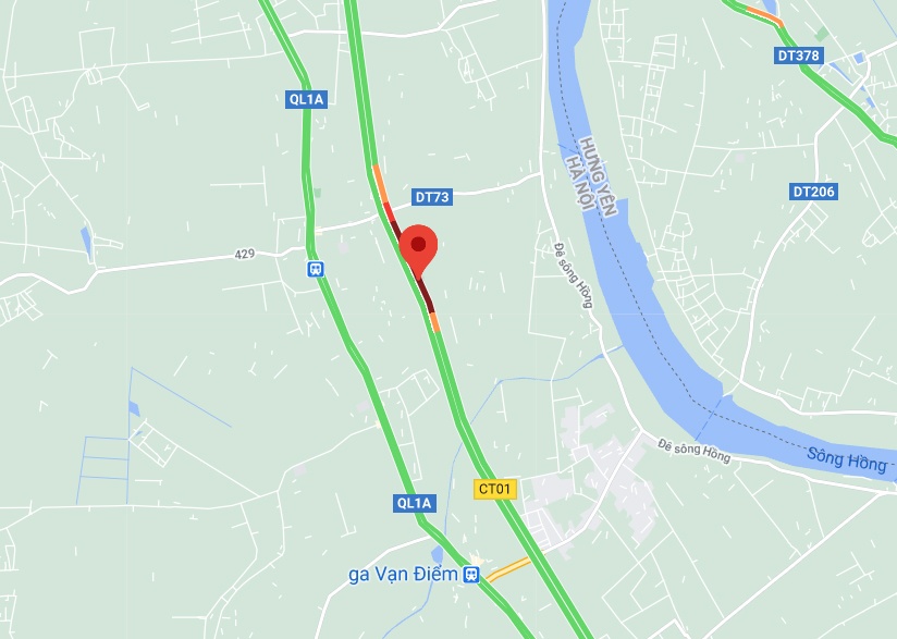 Cot dien roi xuong duong anh 2