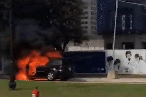 Mercedes GLS 450 boc chay hinh anh