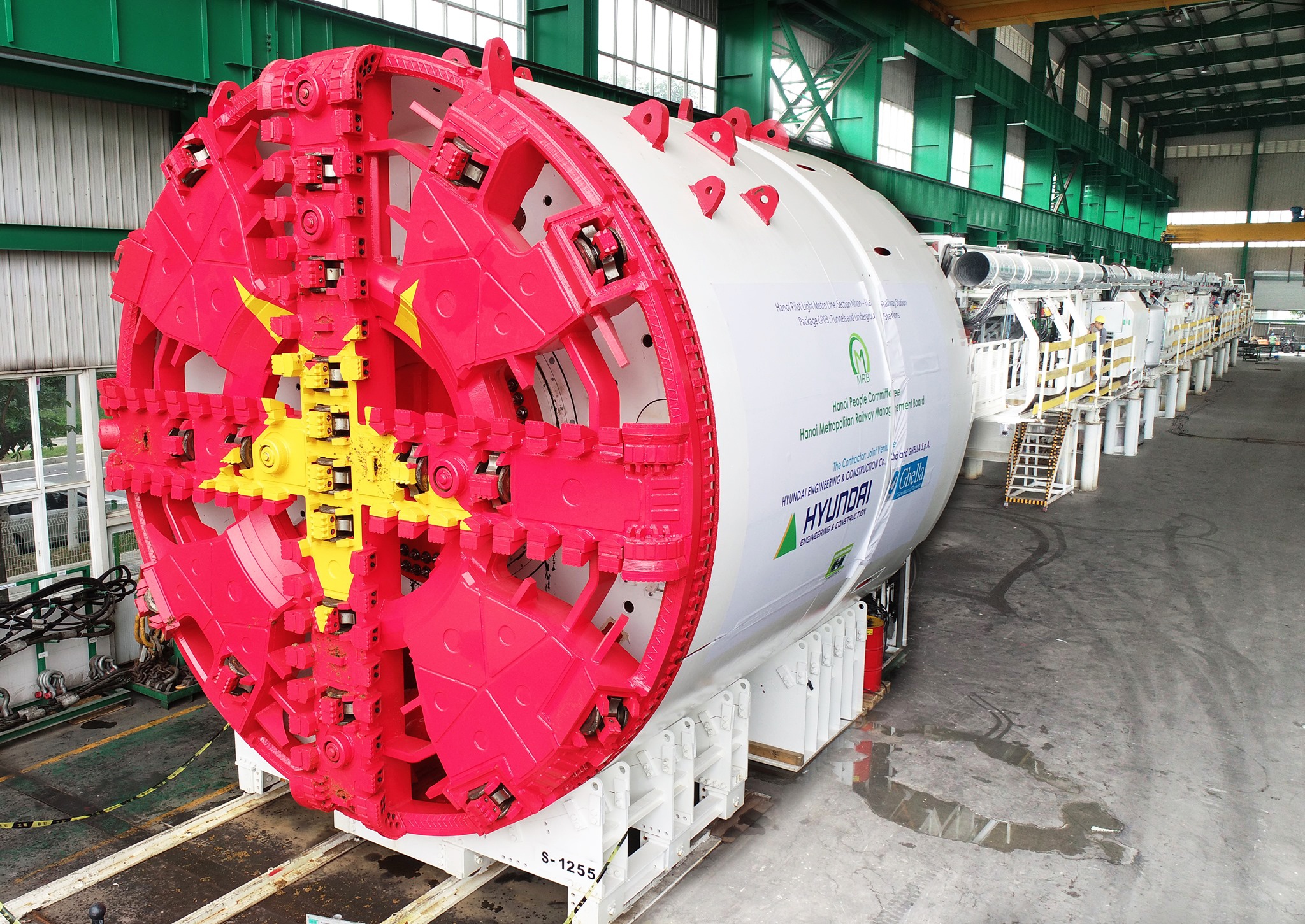 Robot dao ham metro Ha Noi ve den cang Hai Phong hinh anh