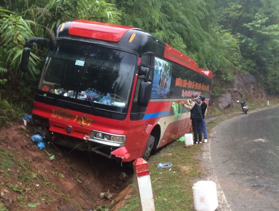 Tai nan quoc lo 6 anh 2