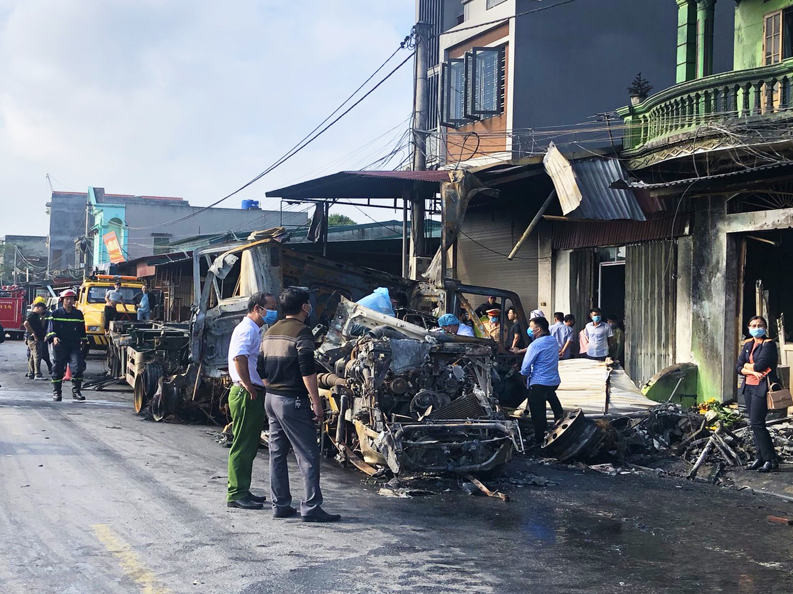 Container chay Hai Duong anh 1