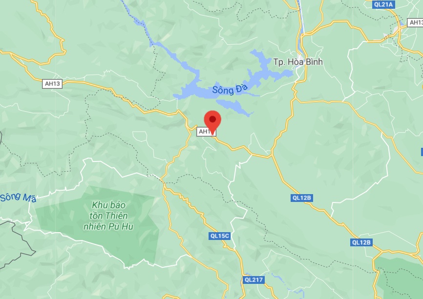 nguyen nhan lat xe khach Hoa Binh anh 2