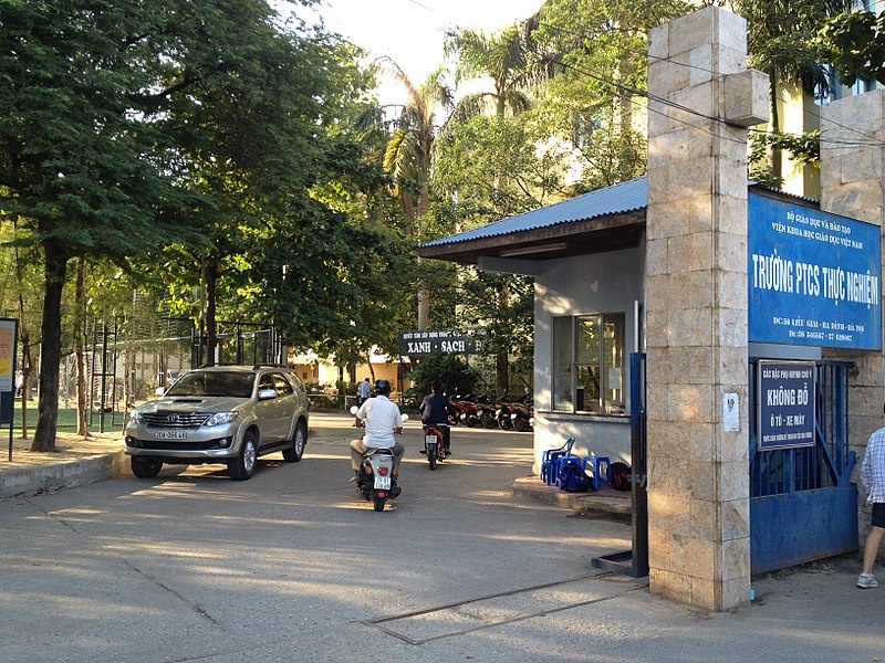 Ha Noi ra soat an toan thuc pham truong hoc sau vu bua an co gioi hinh anh