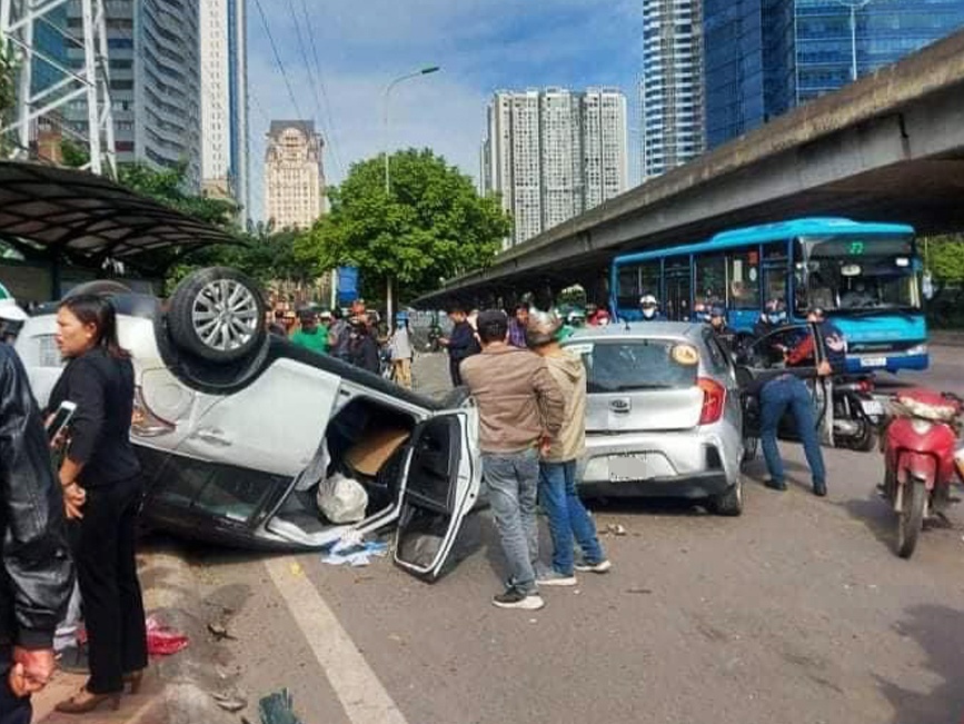 Tai nan lien hoan vanh dai 3 anh 1