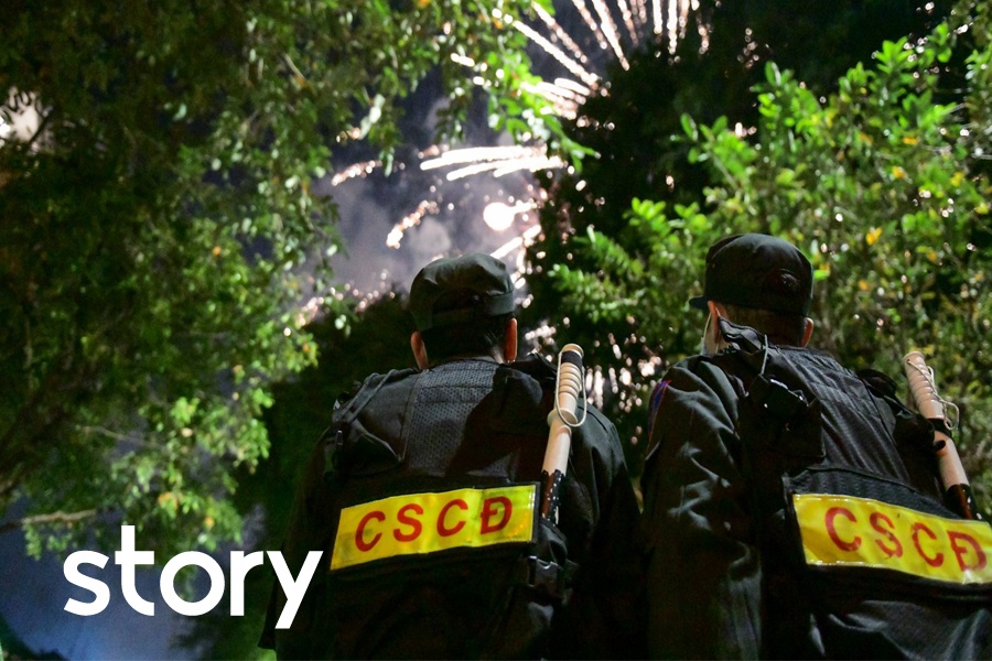 Dem trang cua CSCD o diem ban phao hoa hinh anh