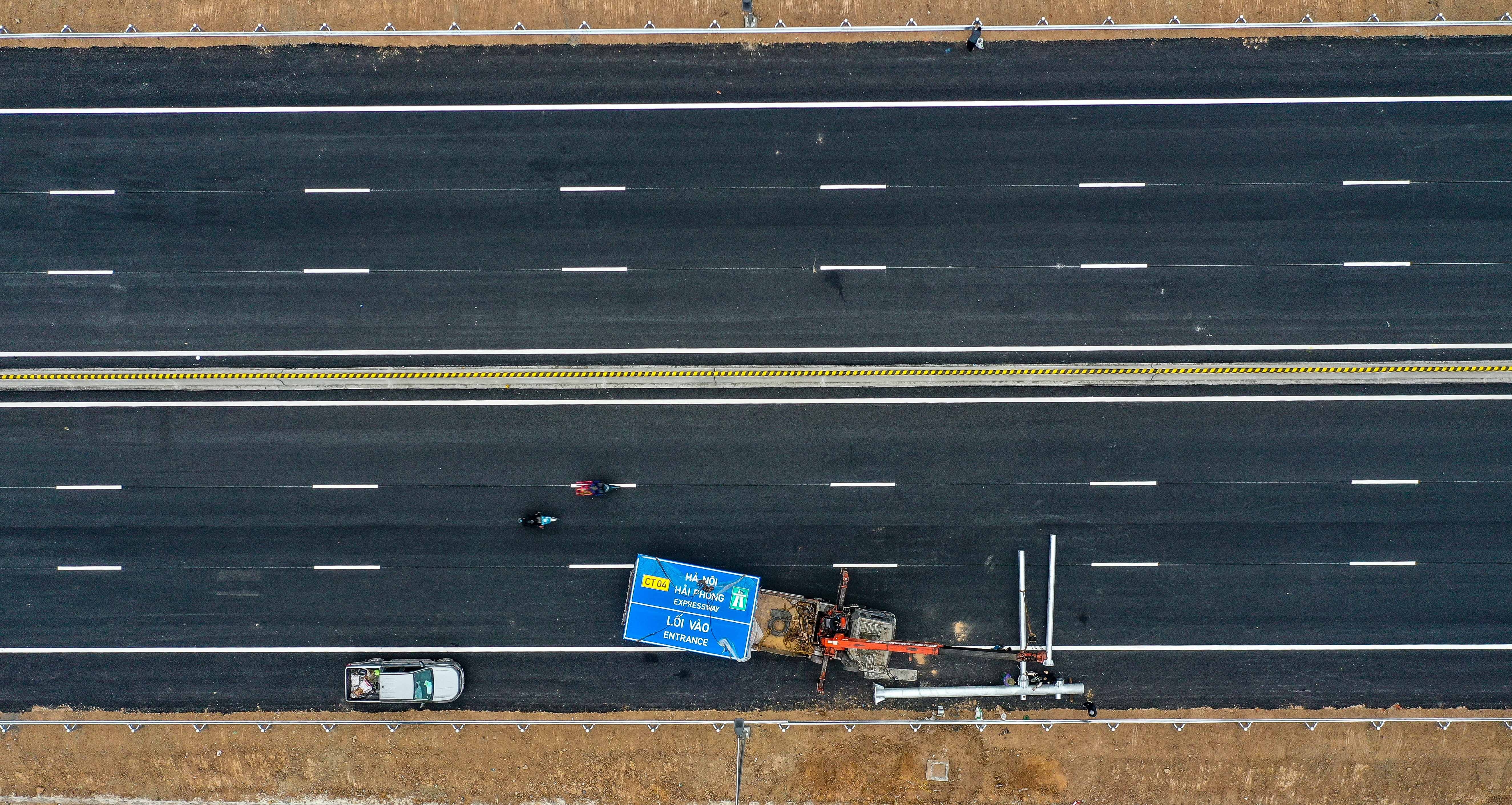 Nut giao Co Linh anh 9