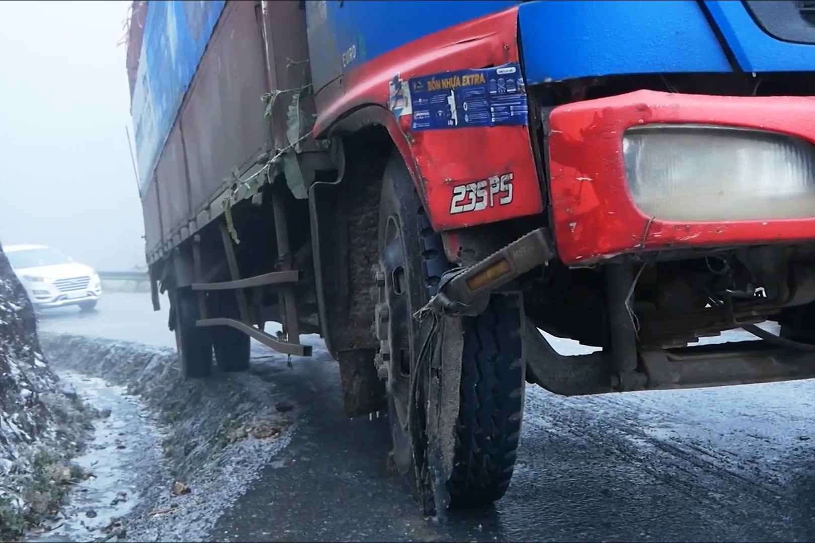 Cam duong quoc lo 4D anh 1