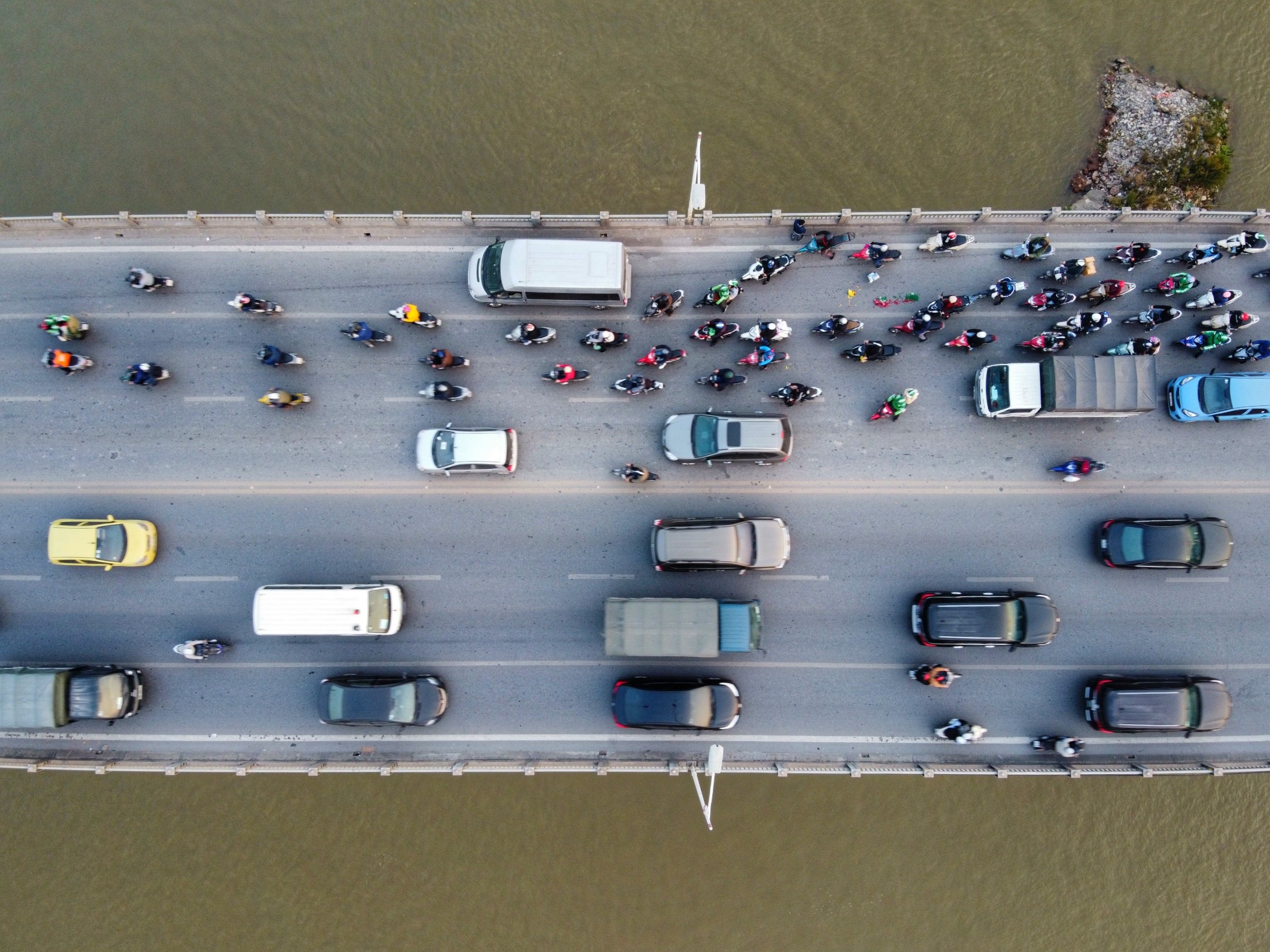 Tac cau Vinh Tuy anh 1