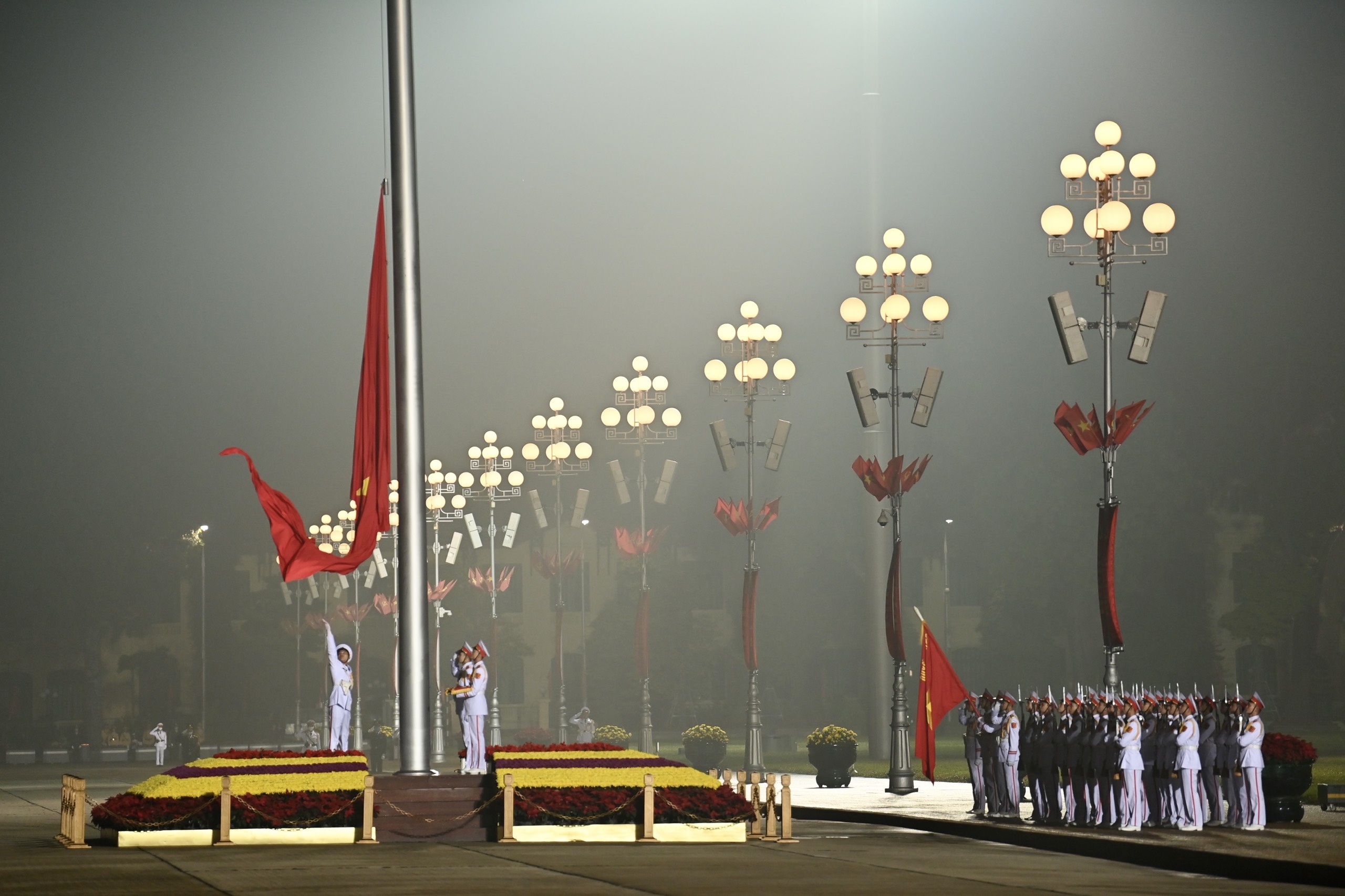 cac dai bieu vieng Lang Bac anh 2