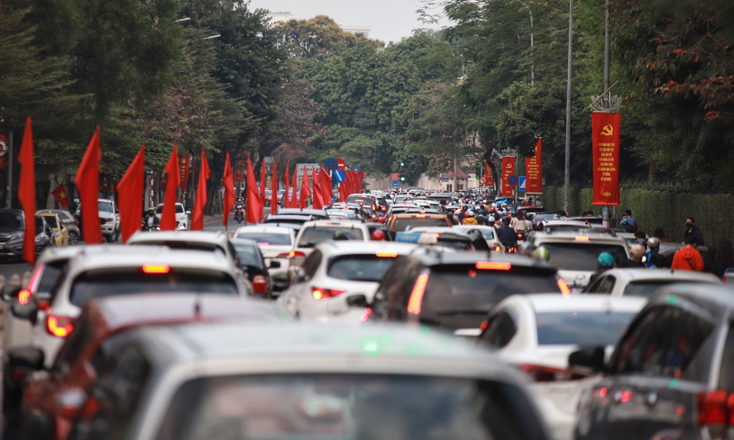 Ha Noi tac duong mung 1 Tet anh 4