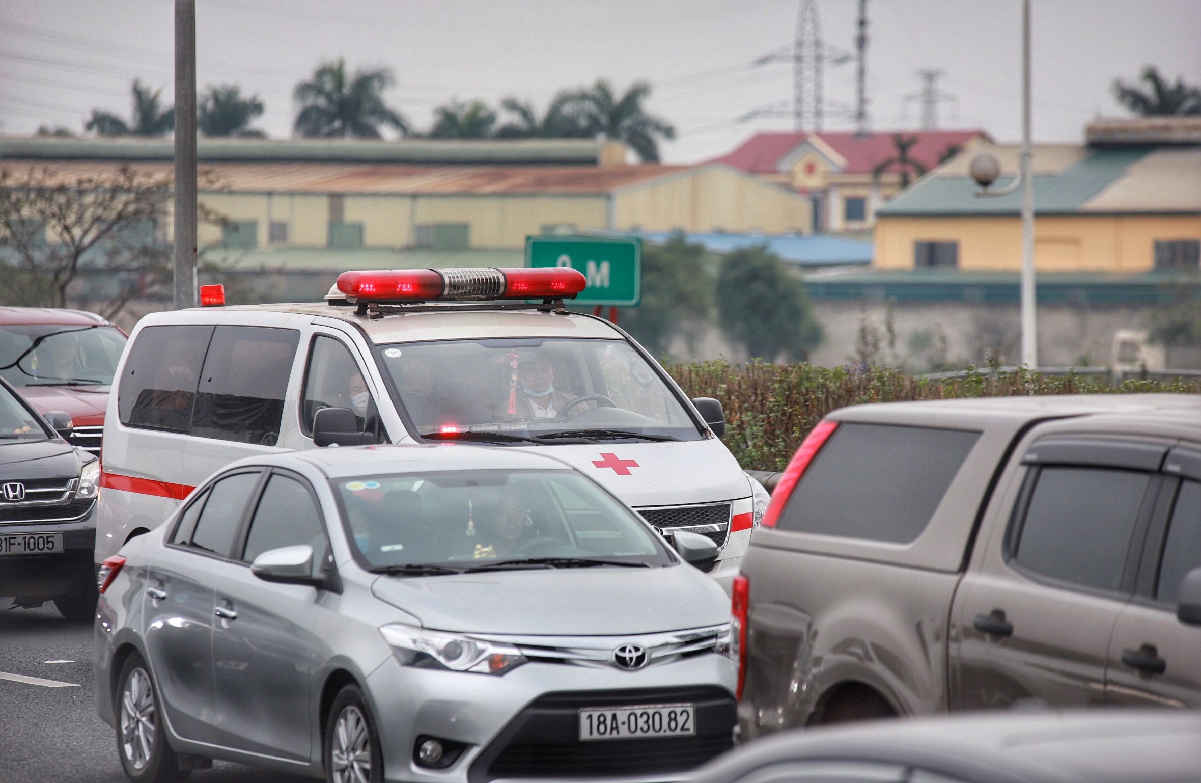 Tac duong cao toc Phap Van anh 8